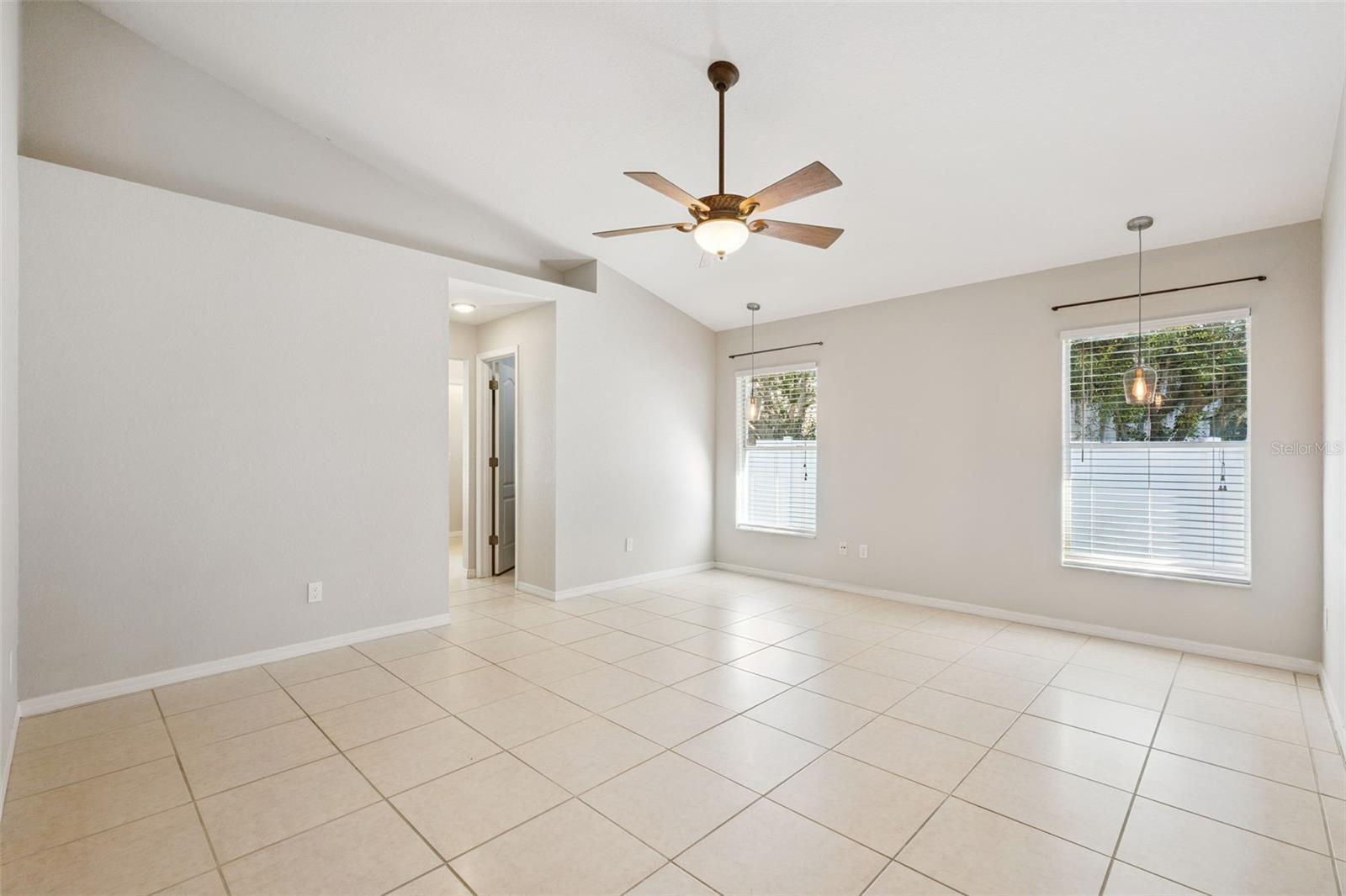 768 RIVER BOAT CIR, ORLANDO, FL, 32828