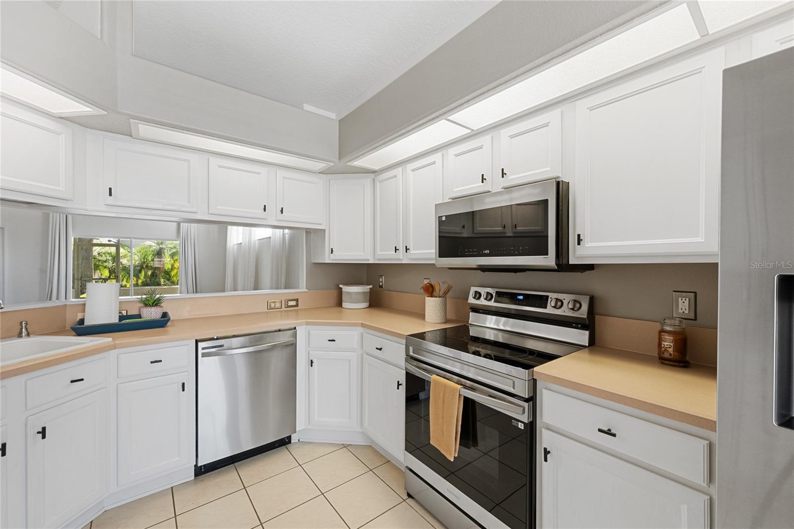 5676 GULF STREAM ST, TAVARES, FL, 32778