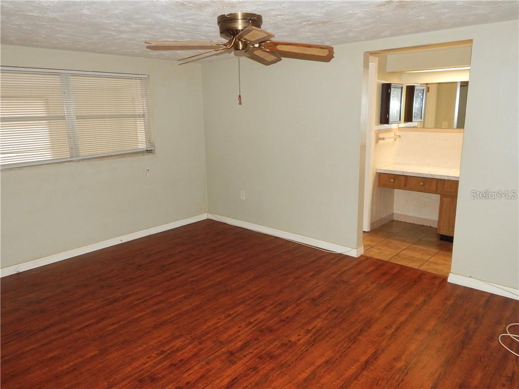 5702 MOOG RD, HOLIDAY, FL, 34690