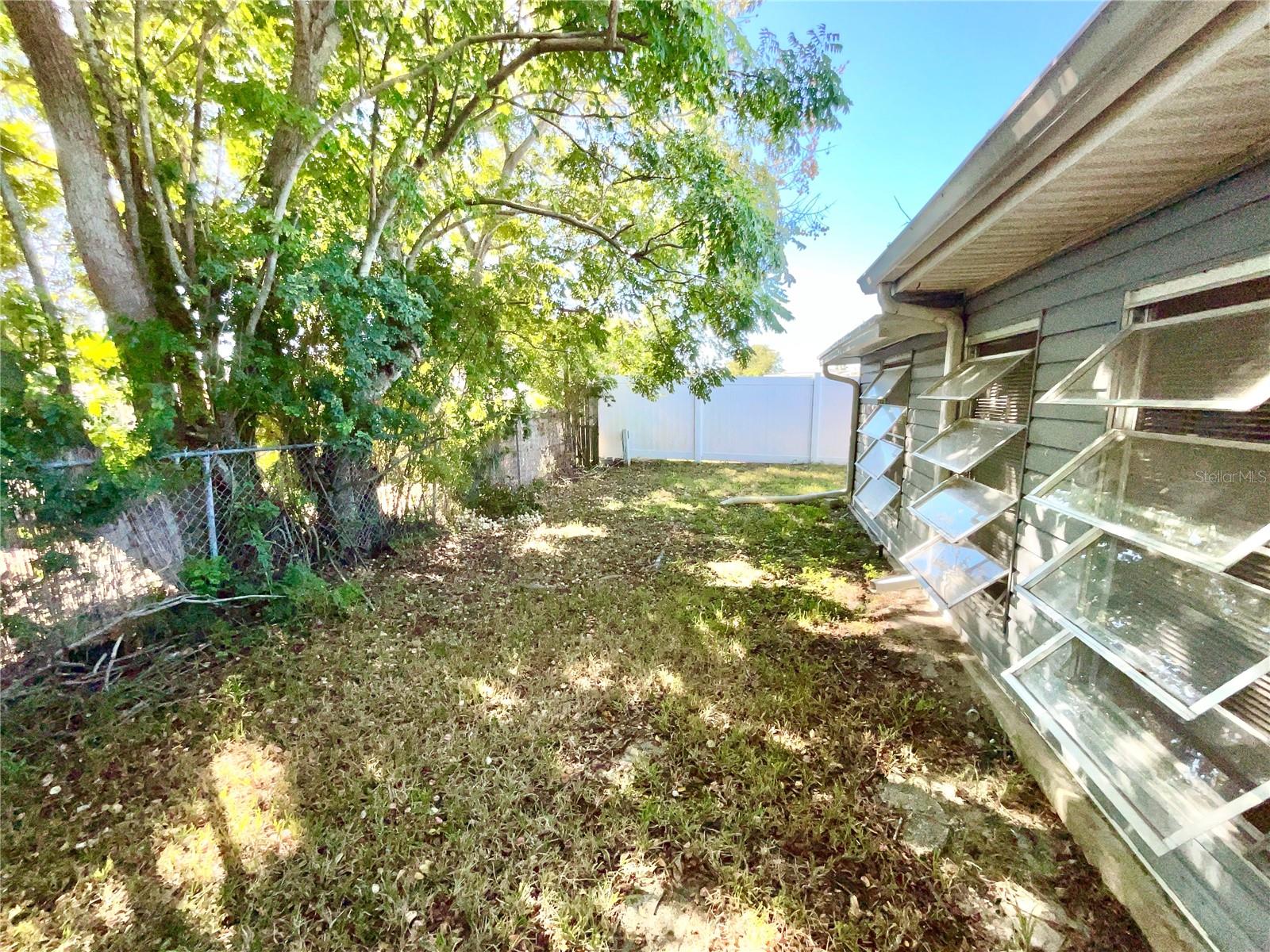 5702 MOOG RD, HOLIDAY, FL, 34690