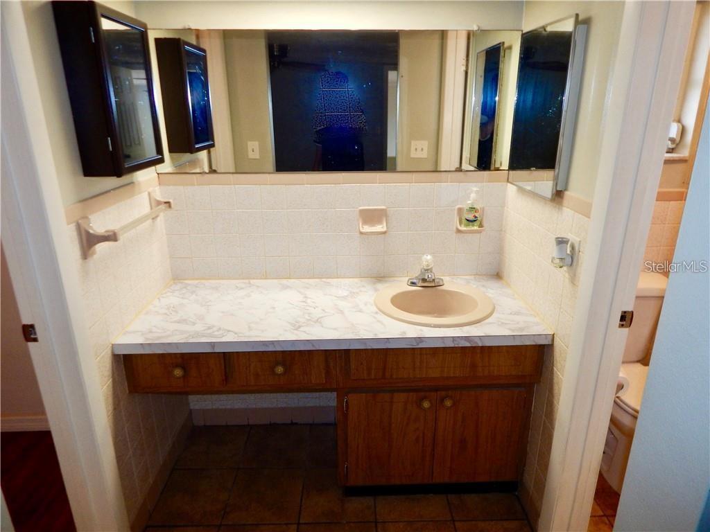 5702 MOOG RD, HOLIDAY, FL, 34690