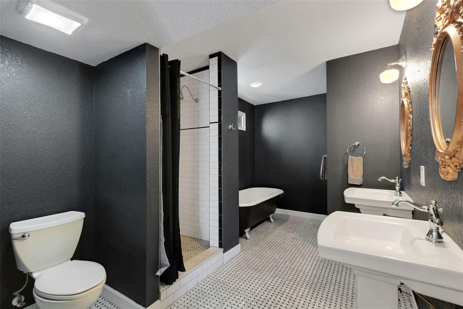 717 12TH AVE N, ST PETERSBURG, FL, 33701