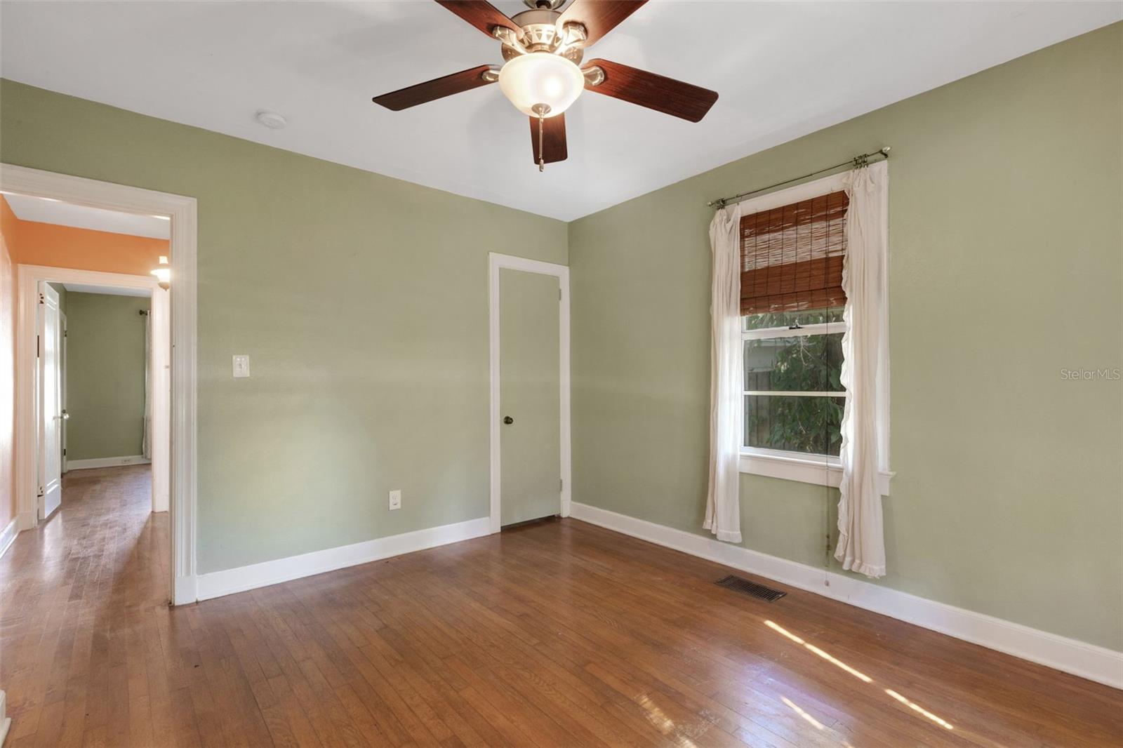 717 12TH AVE N, ST PETERSBURG, FL, 33701