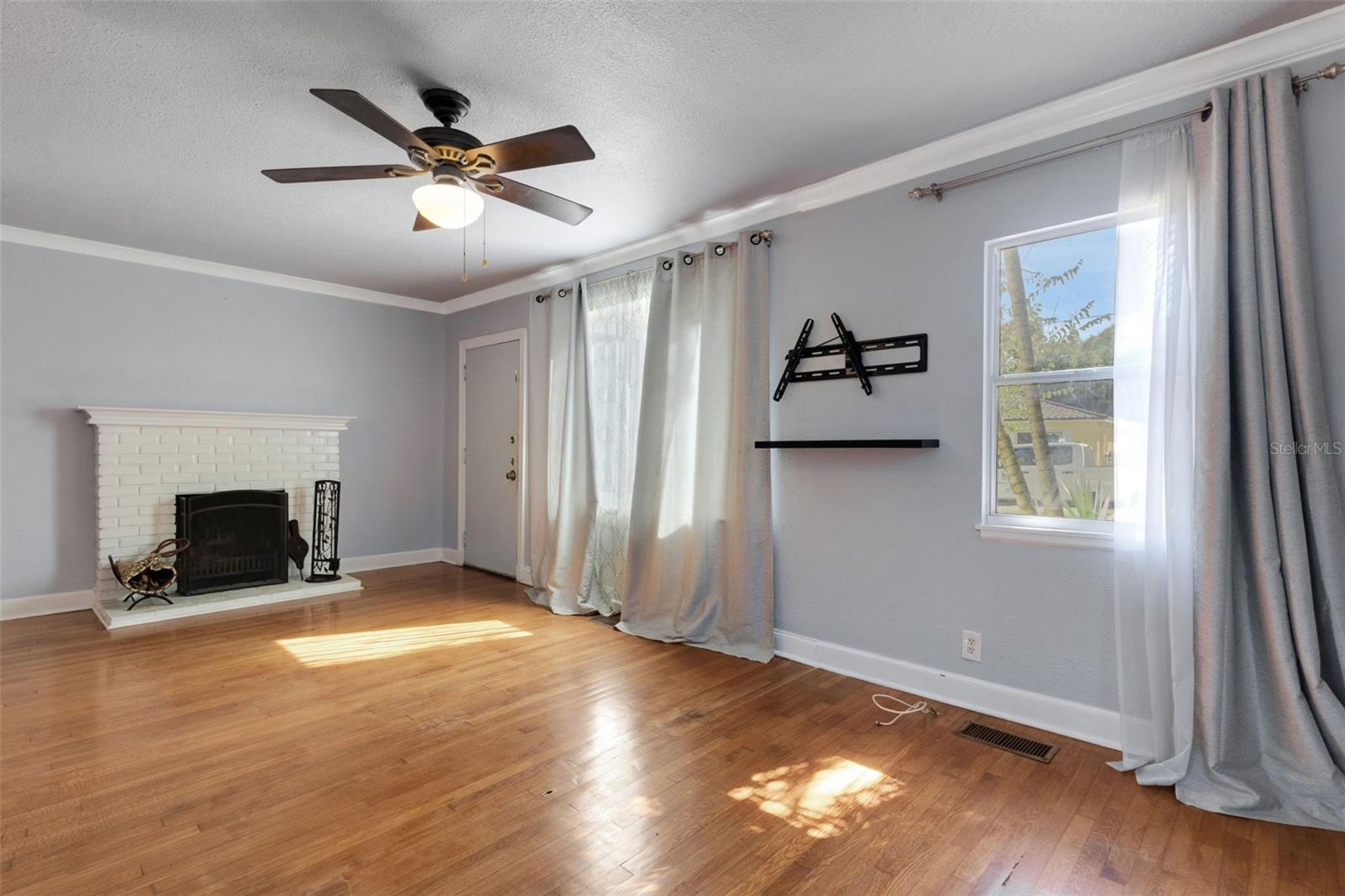 717 12TH AVE N, ST PETERSBURG, FL, 33701