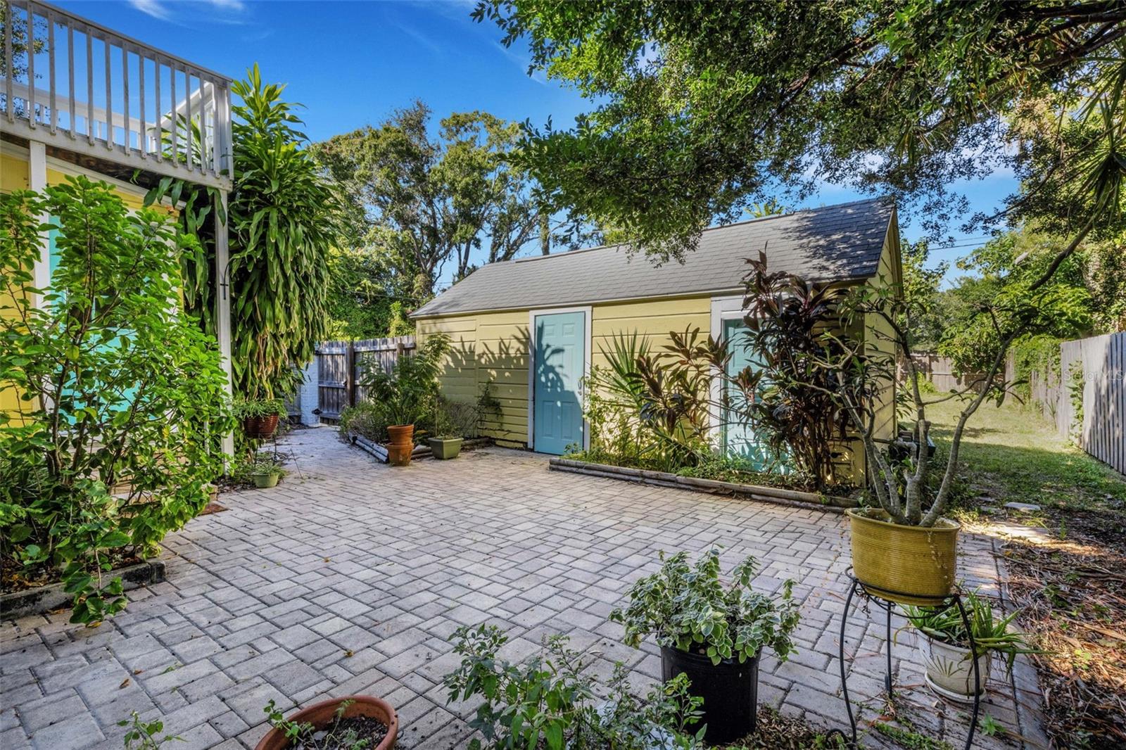 717 12TH AVE N, ST PETERSBURG, FL, 33701