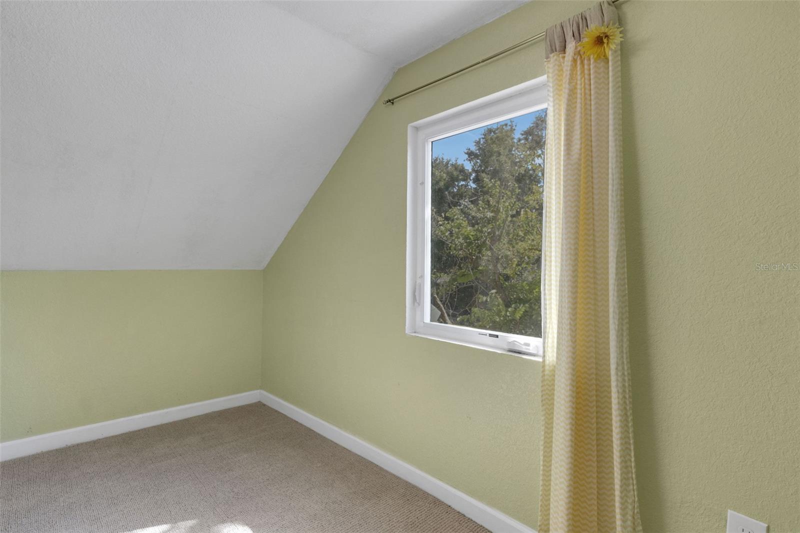 717 12TH AVE N, ST PETERSBURG, FL, 33701