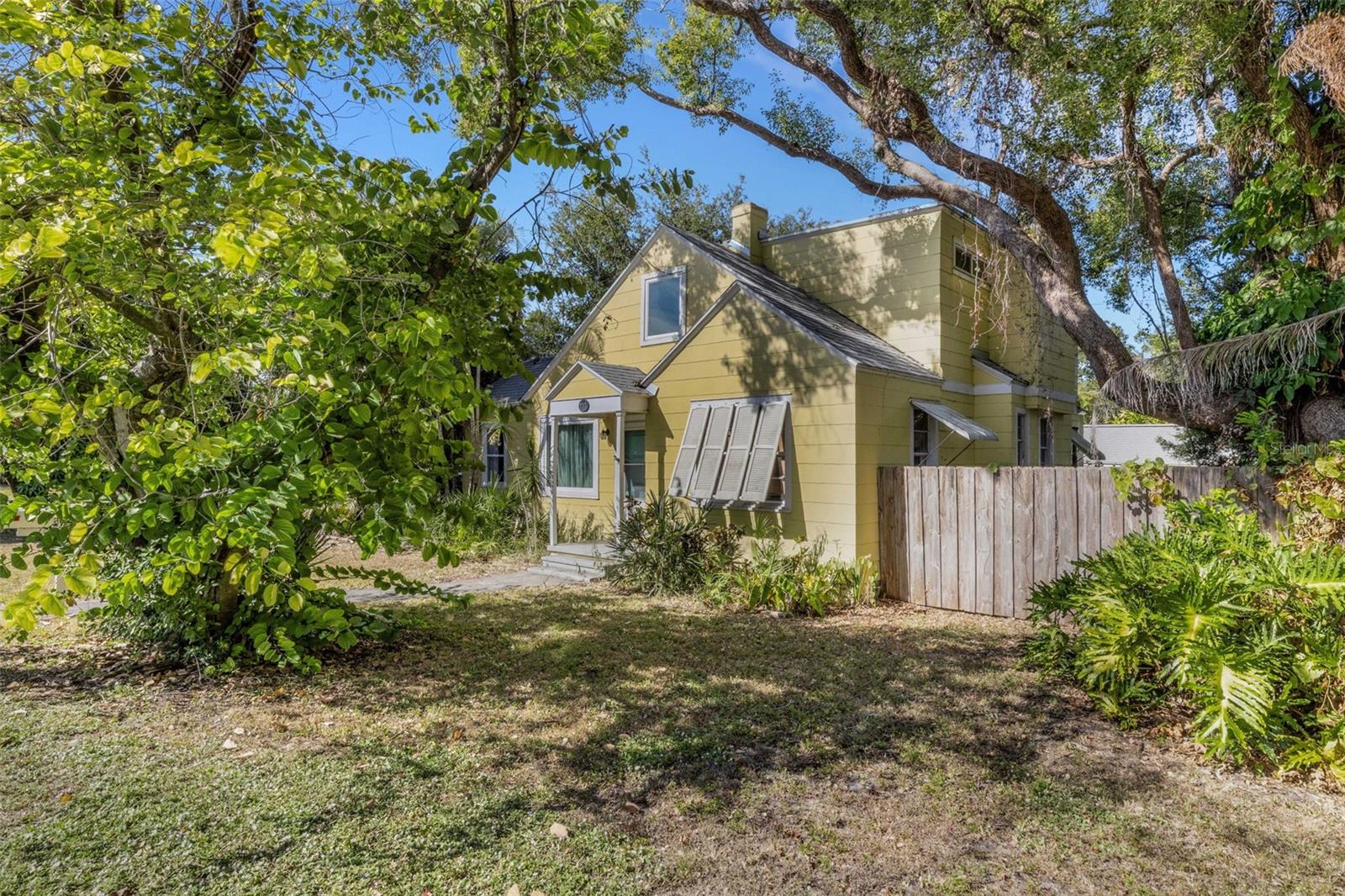 717 12TH AVE N, ST PETERSBURG, FL, 33701