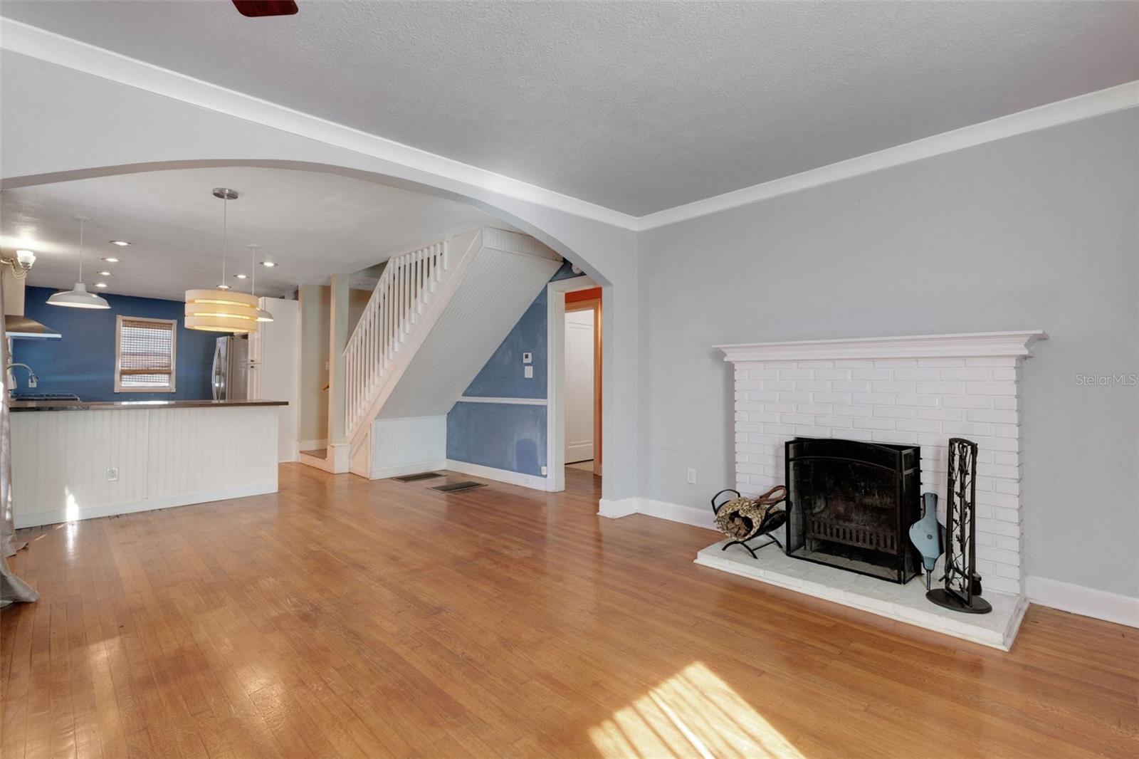 717 12TH AVE N, ST PETERSBURG, FL, 33701