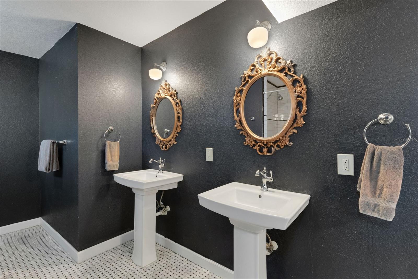 717 12TH AVE N, ST PETERSBURG, FL, 33701