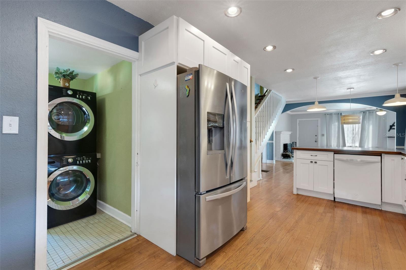 717 12TH AVE N, ST PETERSBURG, FL, 33701