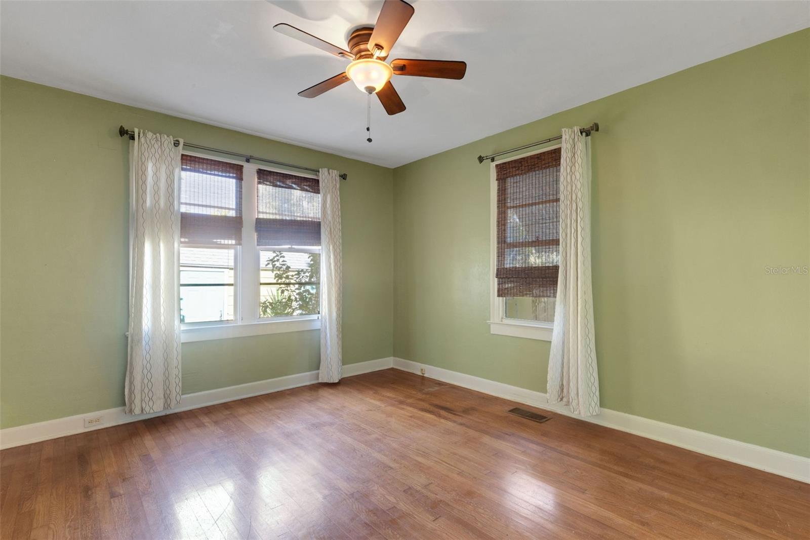 717 12TH AVE N, ST PETERSBURG, FL, 33701