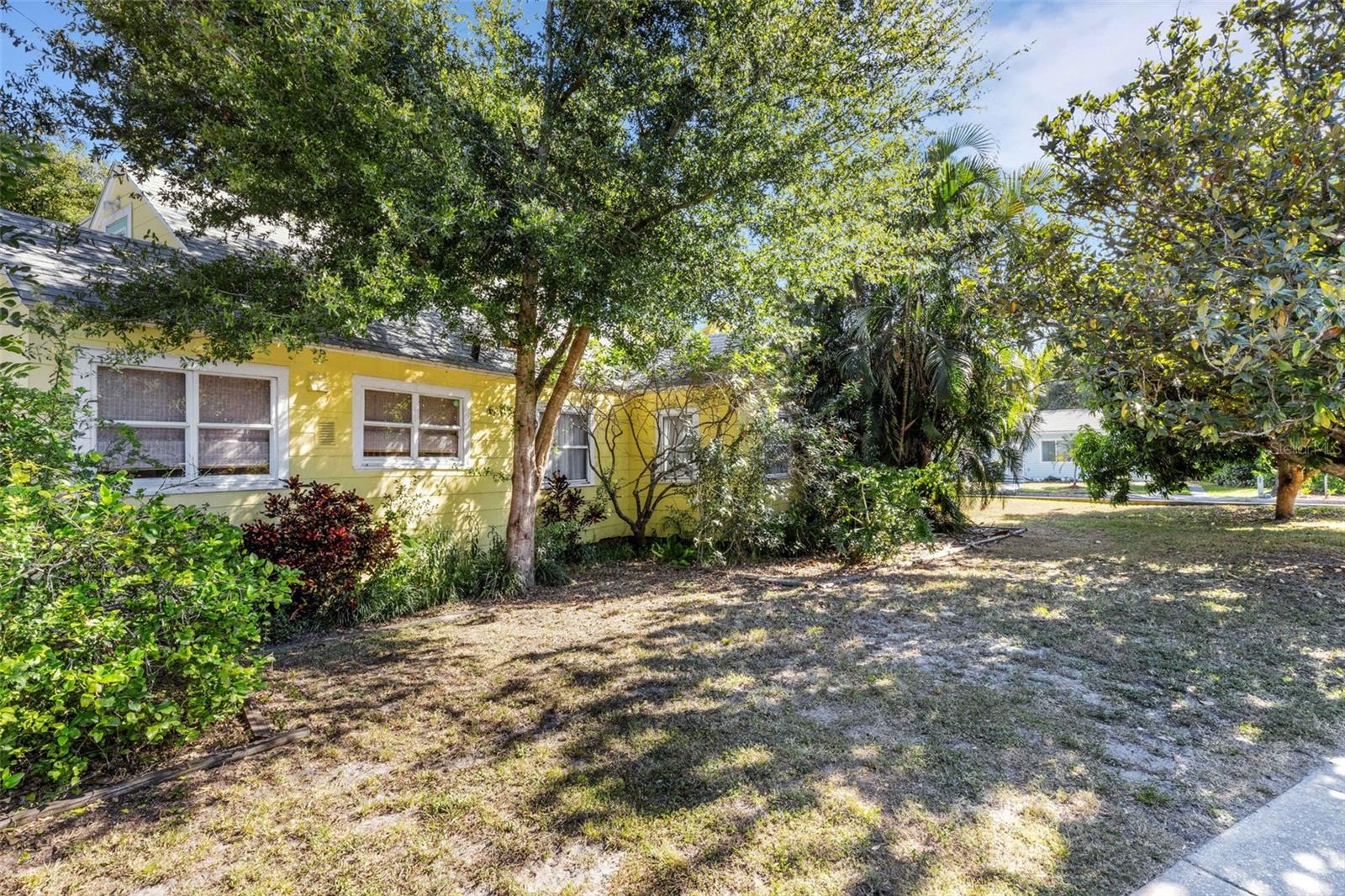 717 12TH AVE N, ST PETERSBURG, FL, 33701