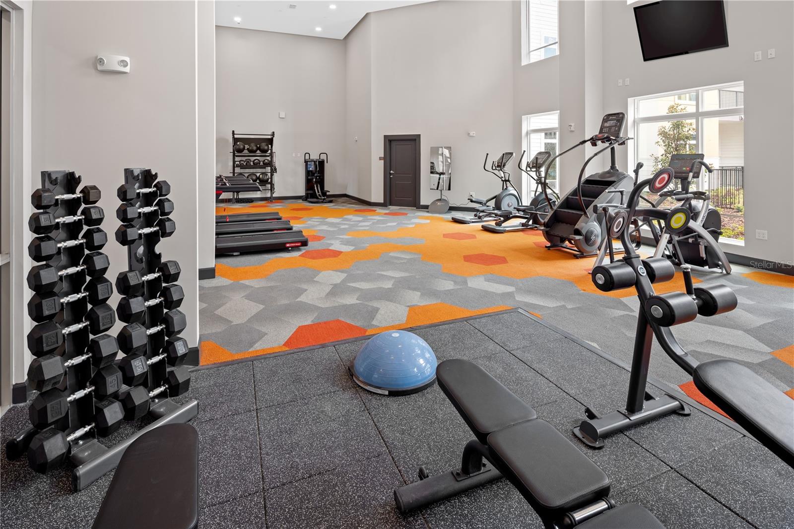 5256 INTERNATIONAL DR #C2, ORLANDO, FL, 32819