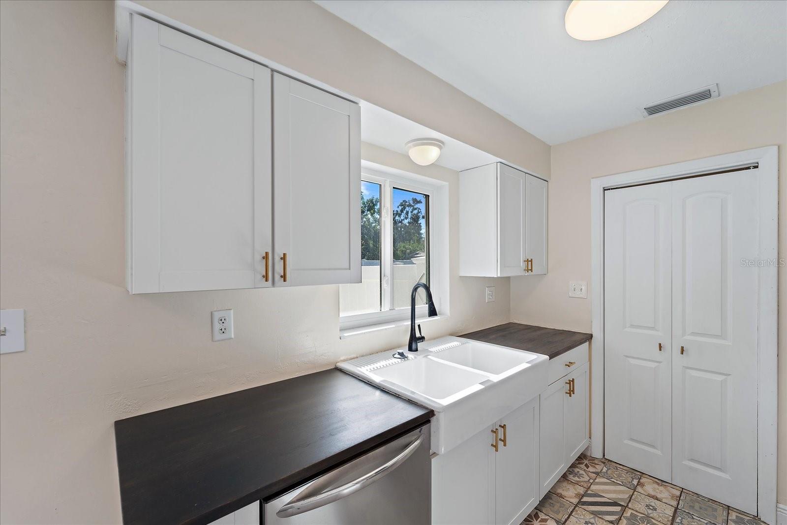 3647 BALI DR, SARASOTA, FL, 34232