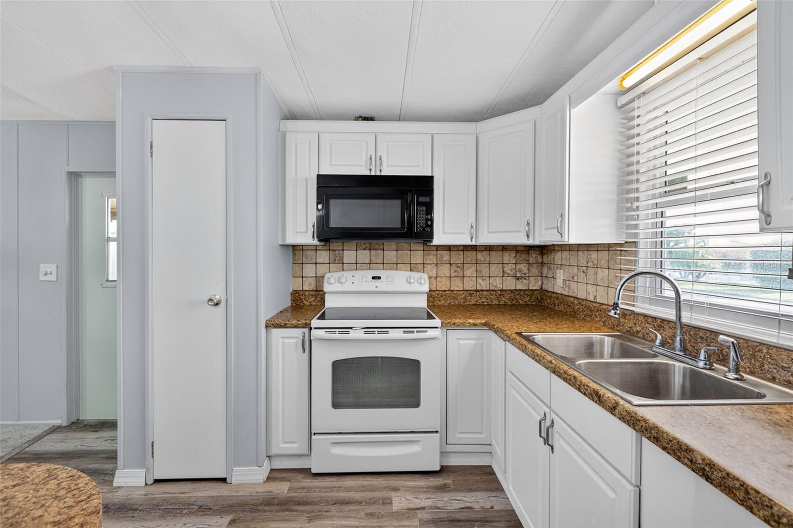 730 BLANCA, NORTH PORT, FL, 34287