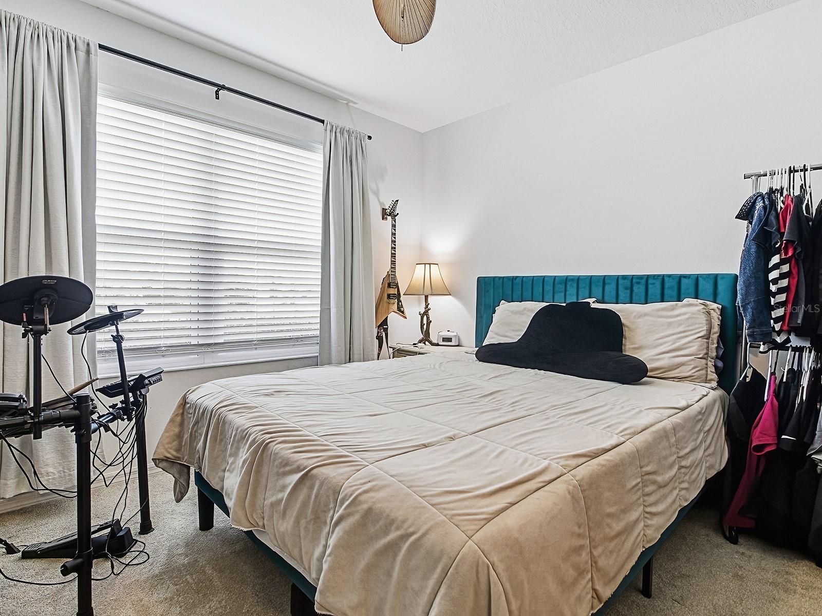 11200 SE MIDORA TER NW, OXFORD, FL, 34484