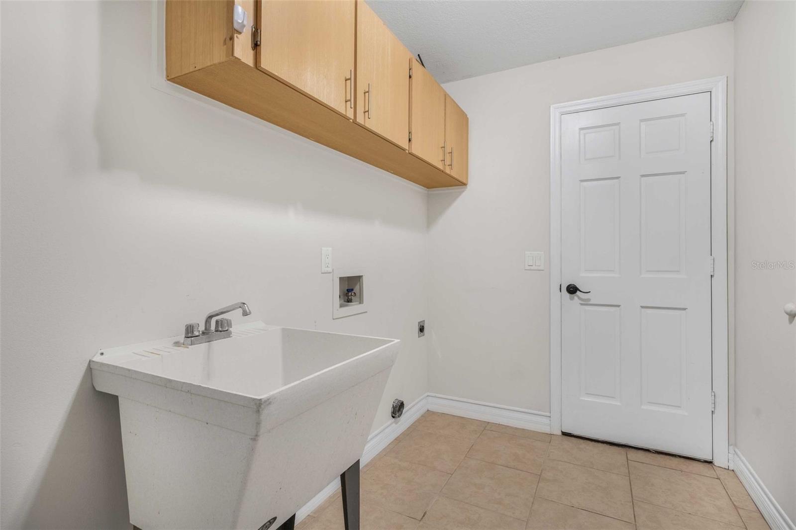 981 N FOXRUN TER, INVERNESS, FL, 34453