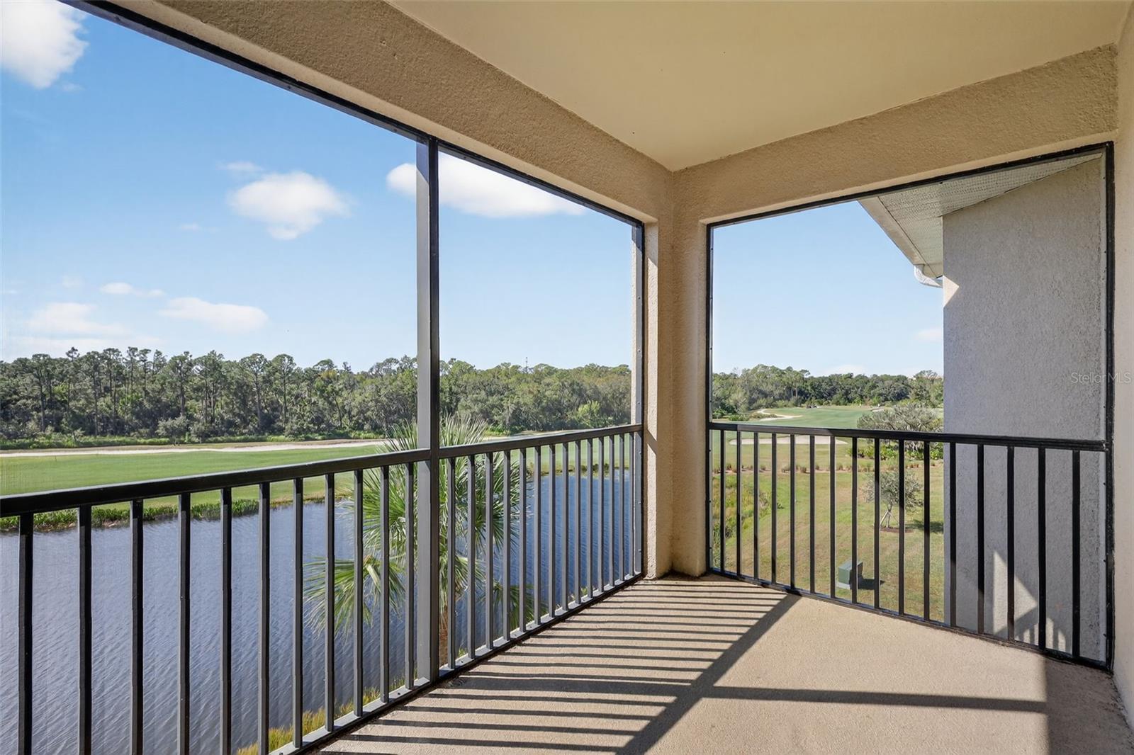 17520 GAWTHROP DR #405, BRADENTON, FL, 34211