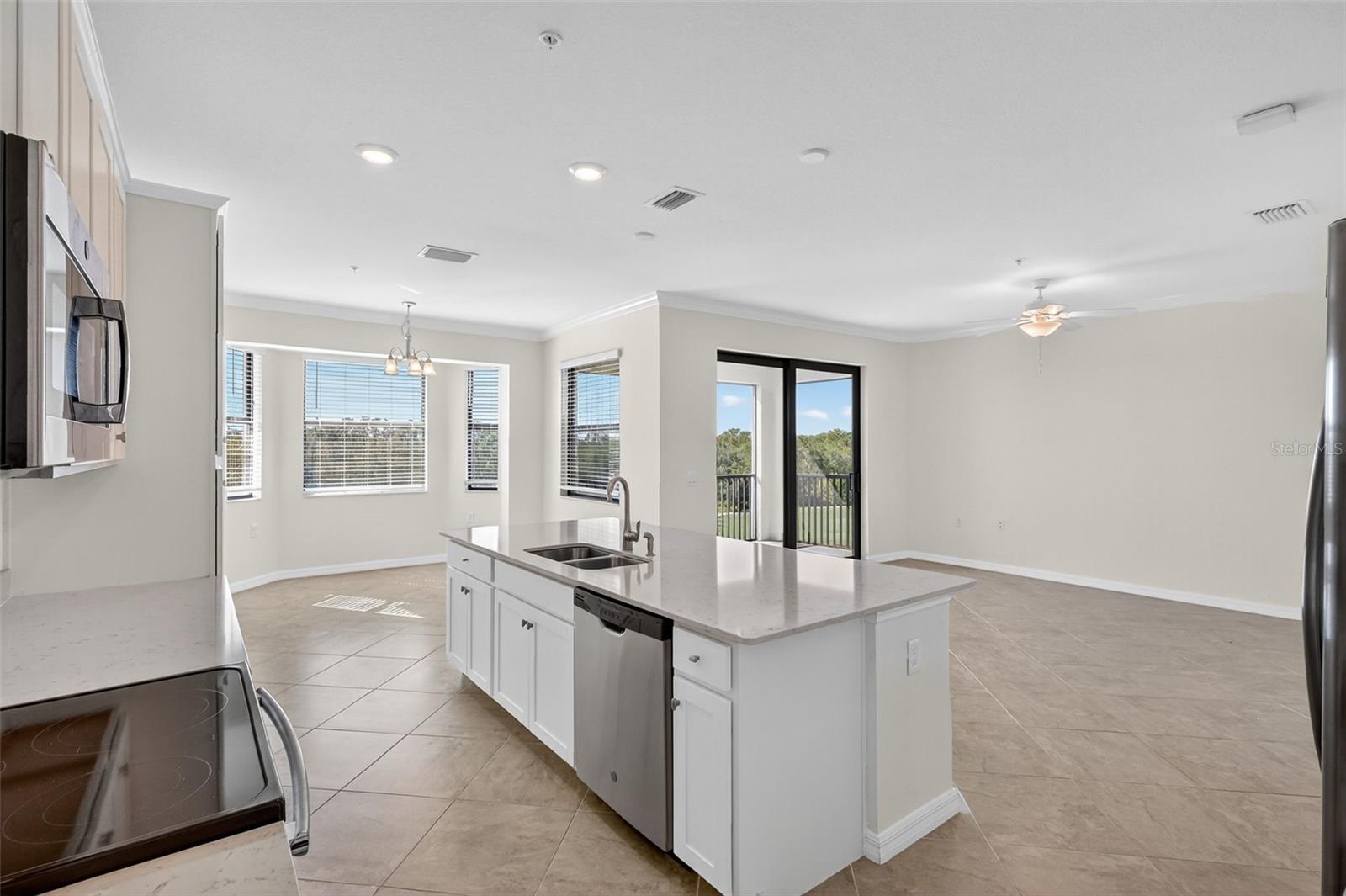 17520 GAWTHROP DR #405, BRADENTON, FL, 34211