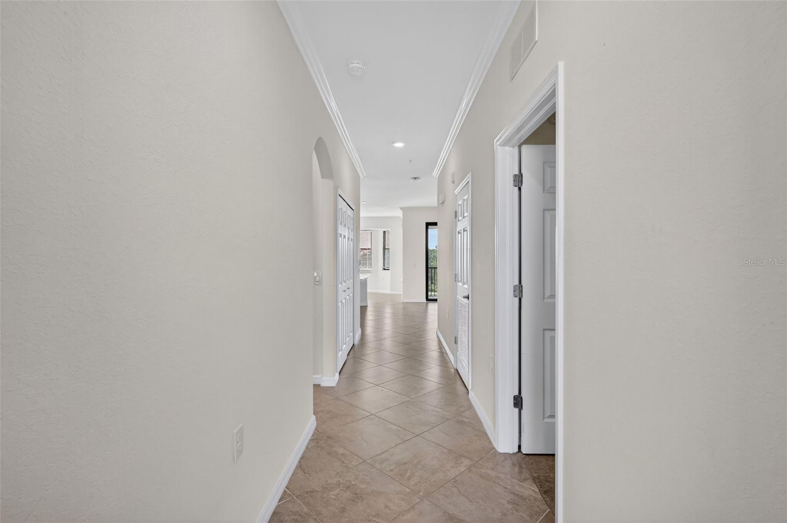 17520 GAWTHROP DR #405, BRADENTON, FL, 34211