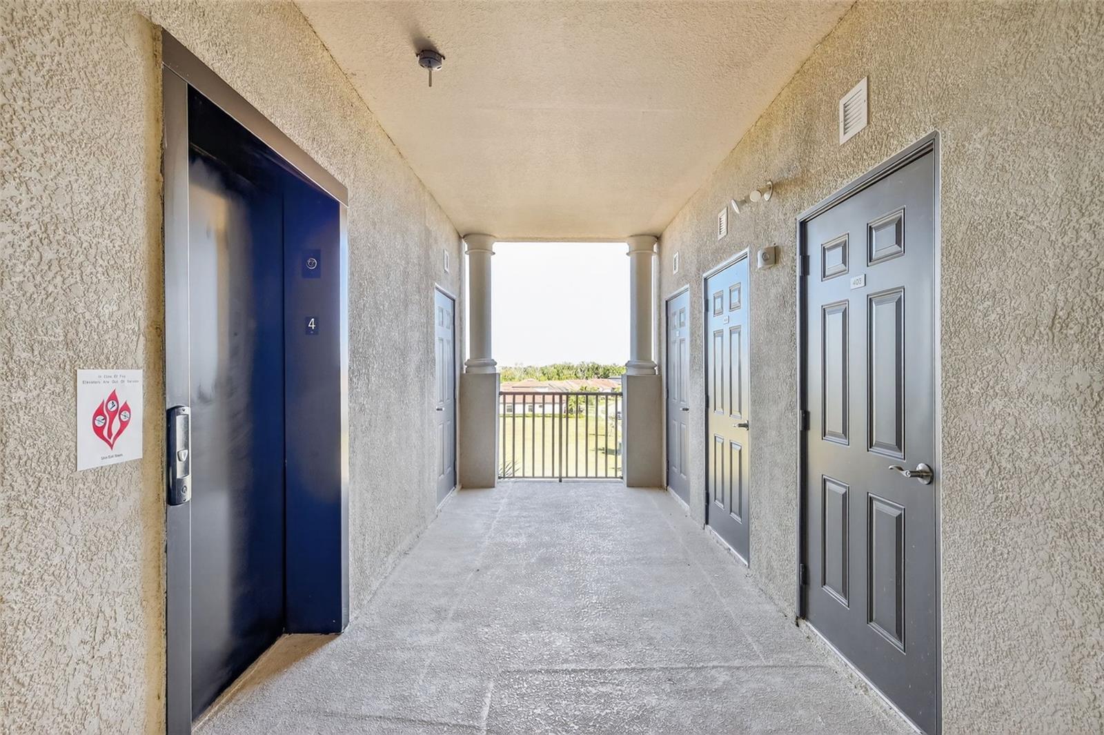 17520 GAWTHROP DR #405, BRADENTON, FL, 34211