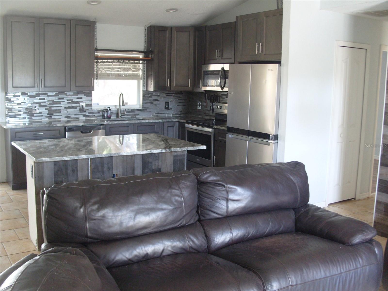 2030 ALLIANCE AVE, NORTH PORT, FL, 34286