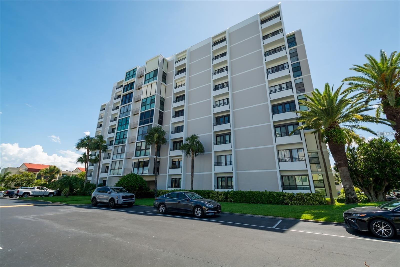 855 BAYWAY BLVD #303, CLEARWATER BEACH, FL, 33767