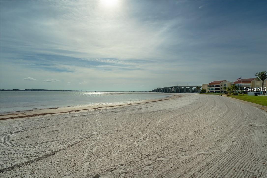 855 BAYWAY BLVD #303, CLEARWATER BEACH, FL, 33767