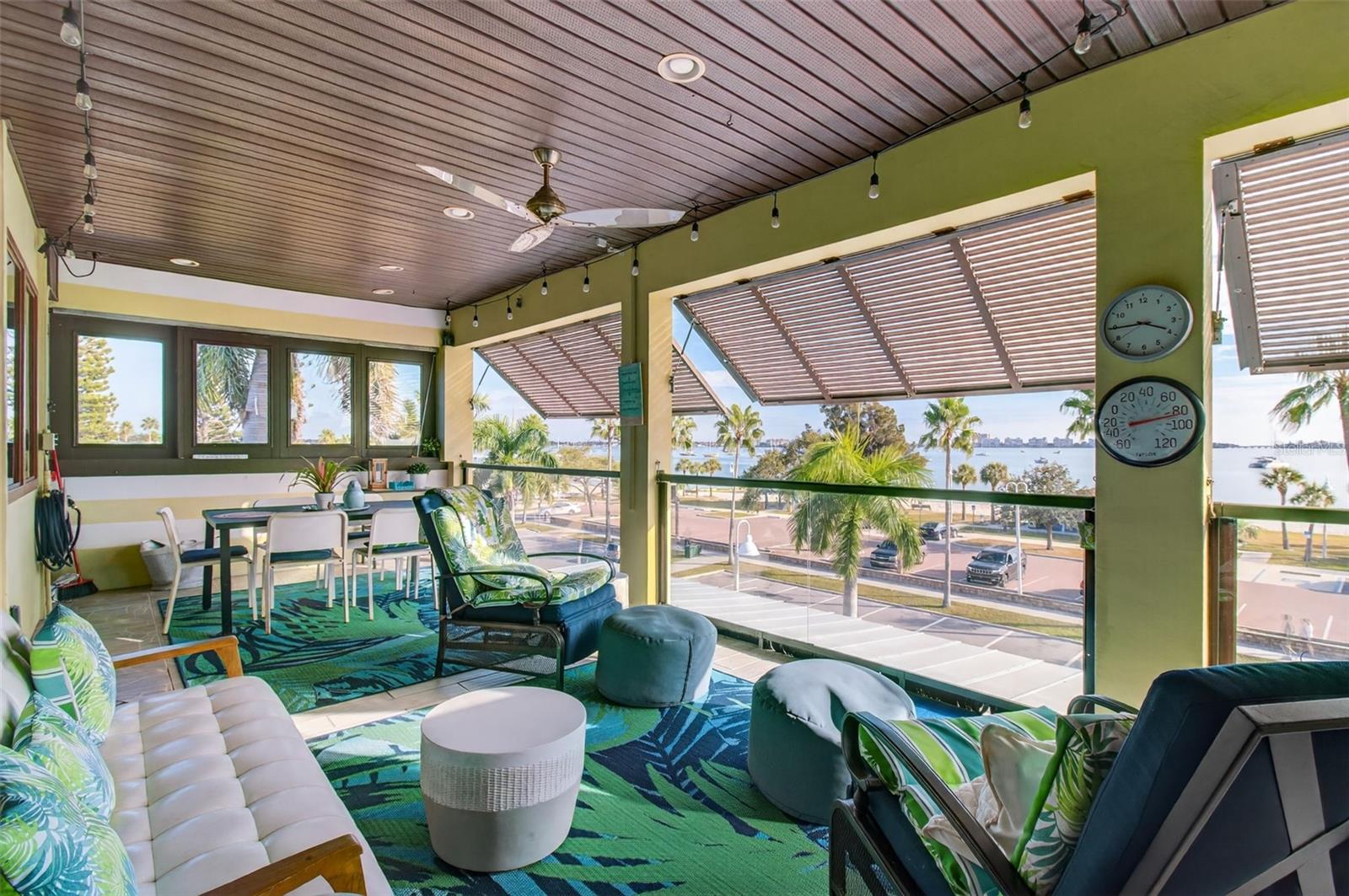 5659 SHORE BLVD S, GULFPORT, FL, 33707