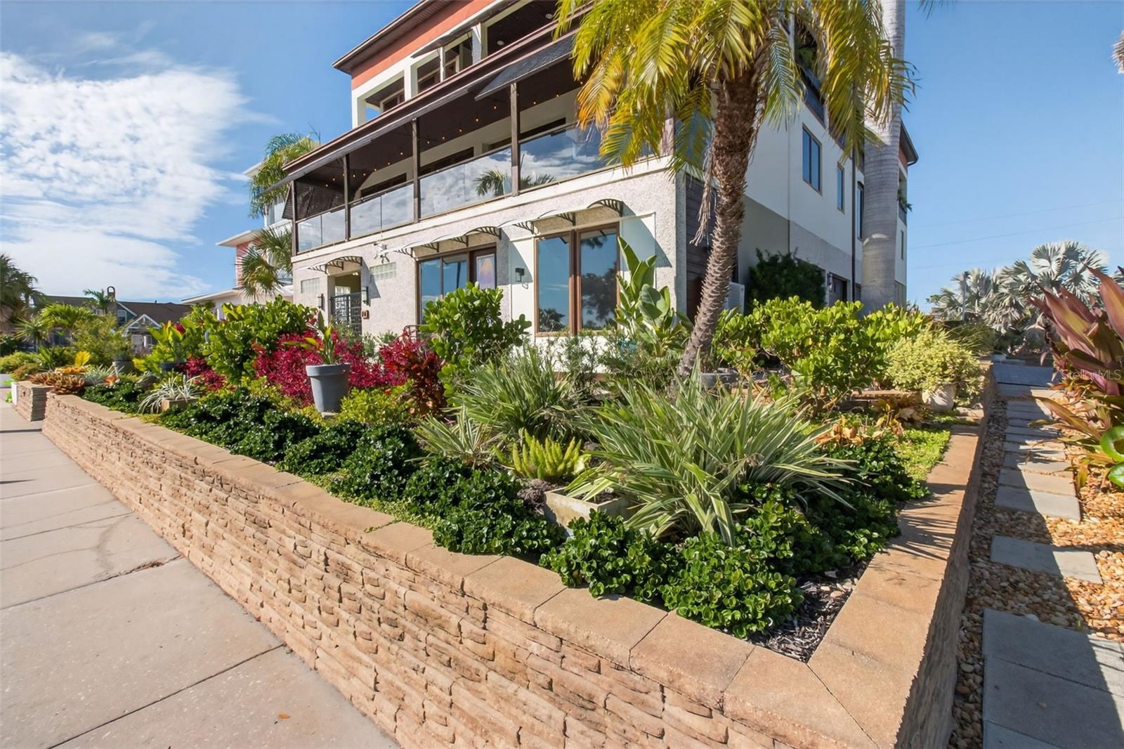 5659 SHORE BLVD S, GULFPORT, FL, 33707