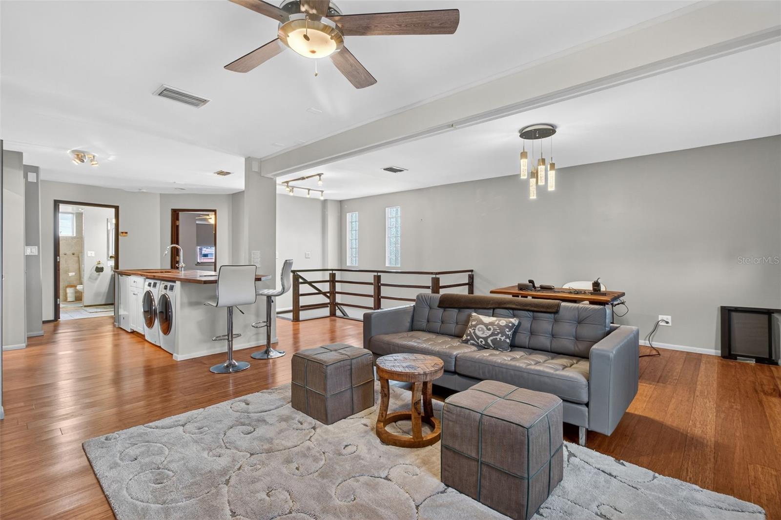 5659 SHORE BLVD S, GULFPORT, FL, 33707