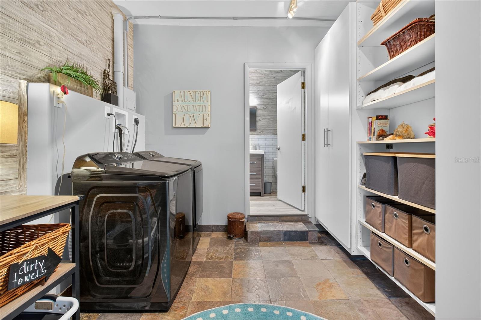 5659 SHORE BLVD S, GULFPORT, FL, 33707