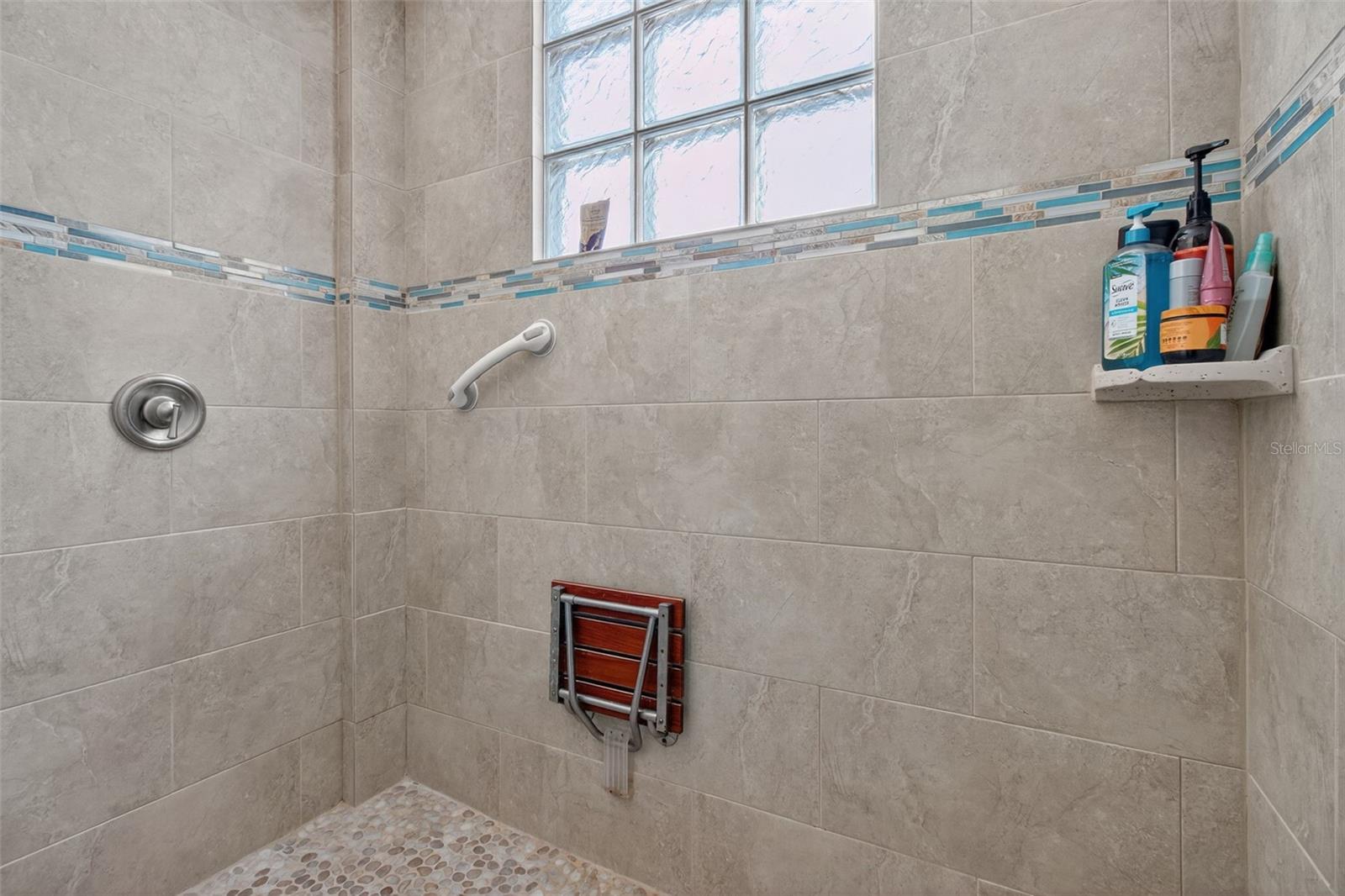 5659 SHORE BLVD S, GULFPORT, FL, 33707