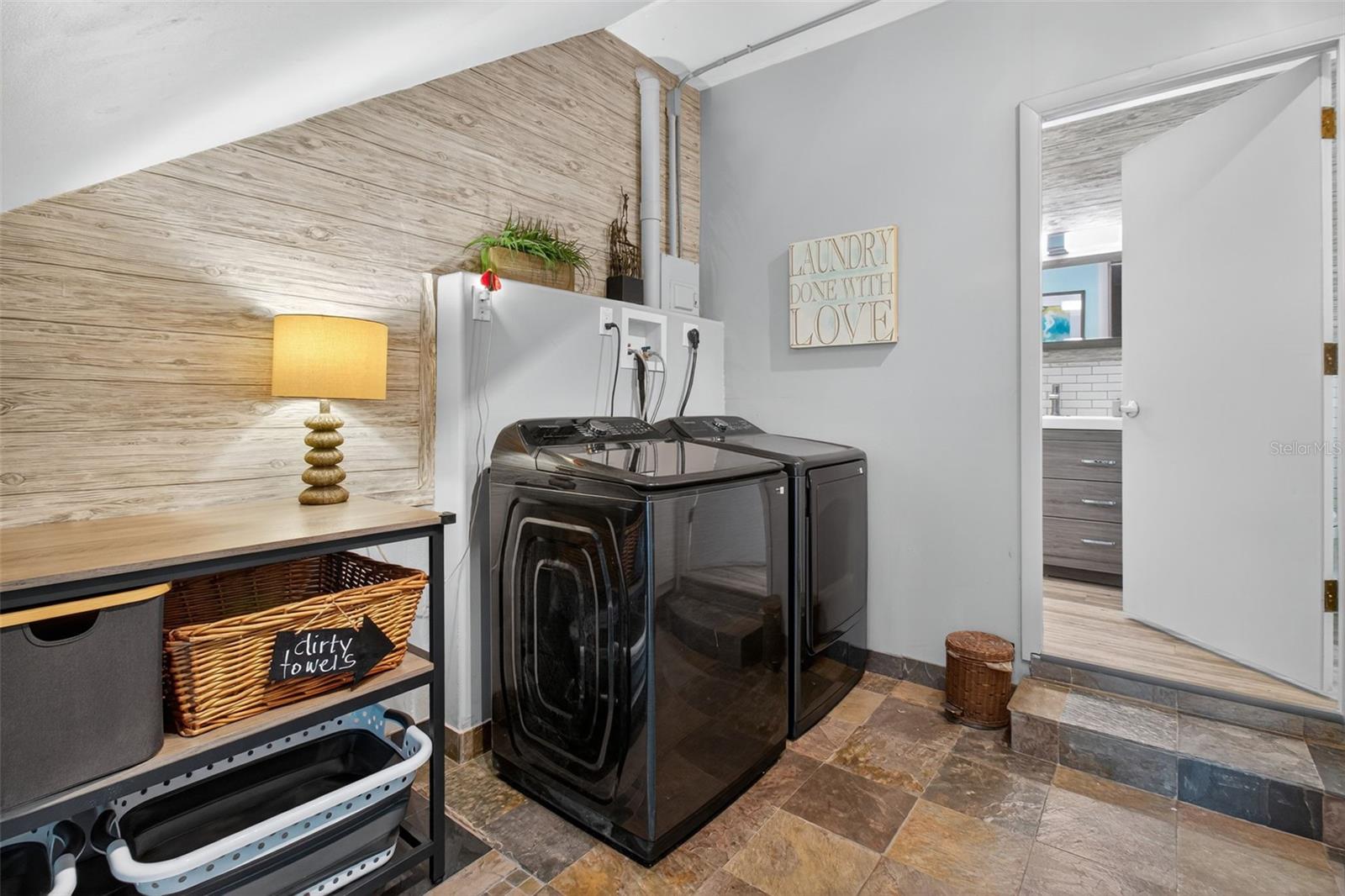 5659 SHORE BLVD S, GULFPORT, FL, 33707