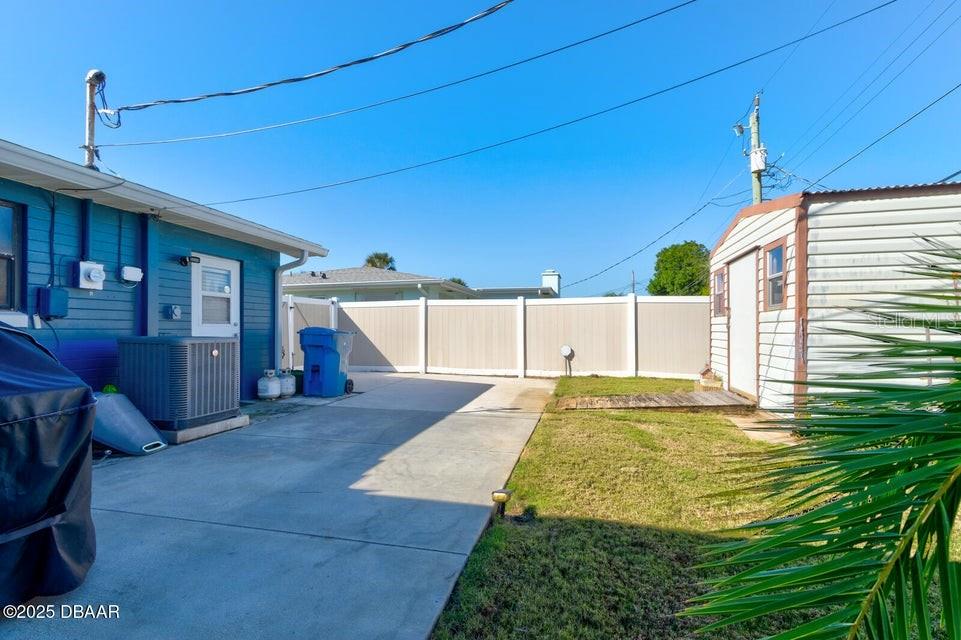 23 SUNRISE AVE, ORMOND BEACH, FL, 32176