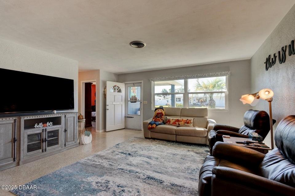 23 SUNRISE AVE, ORMOND BEACH, FL, 32176