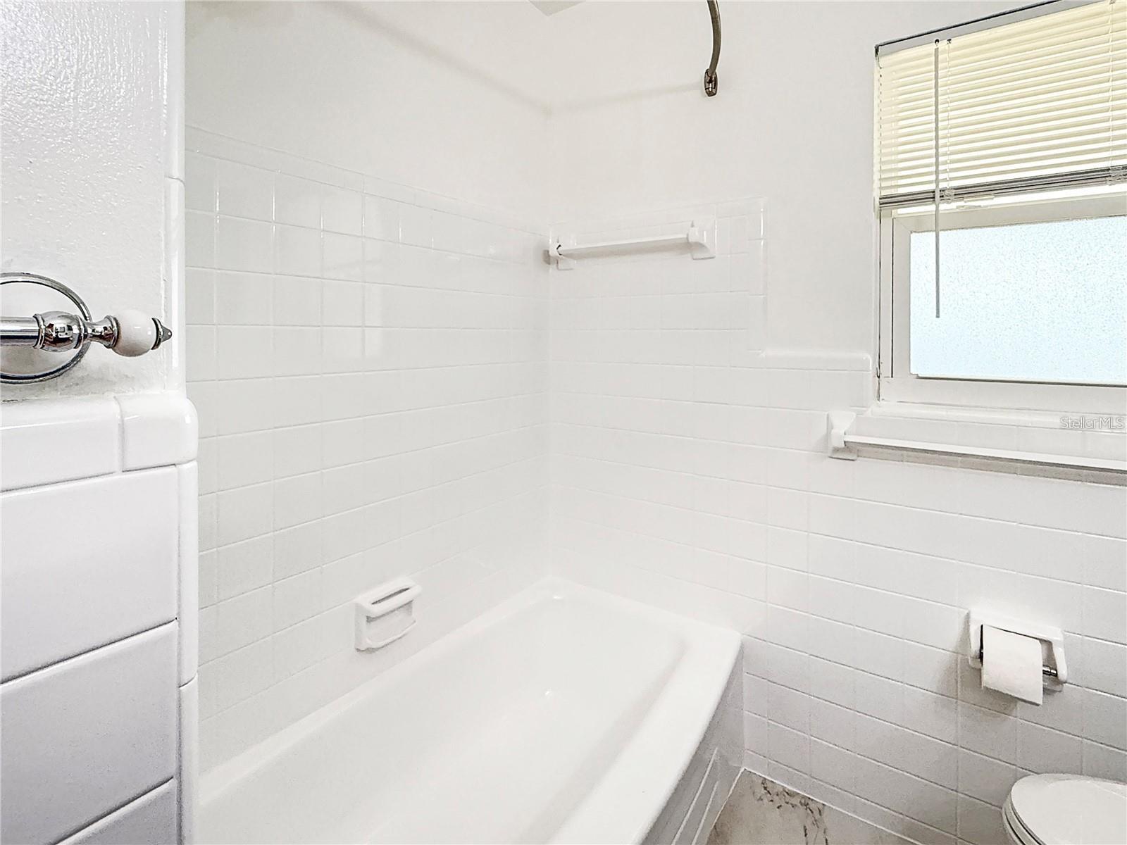 8802 109TH LN, SEMINOLE, FL, 33772