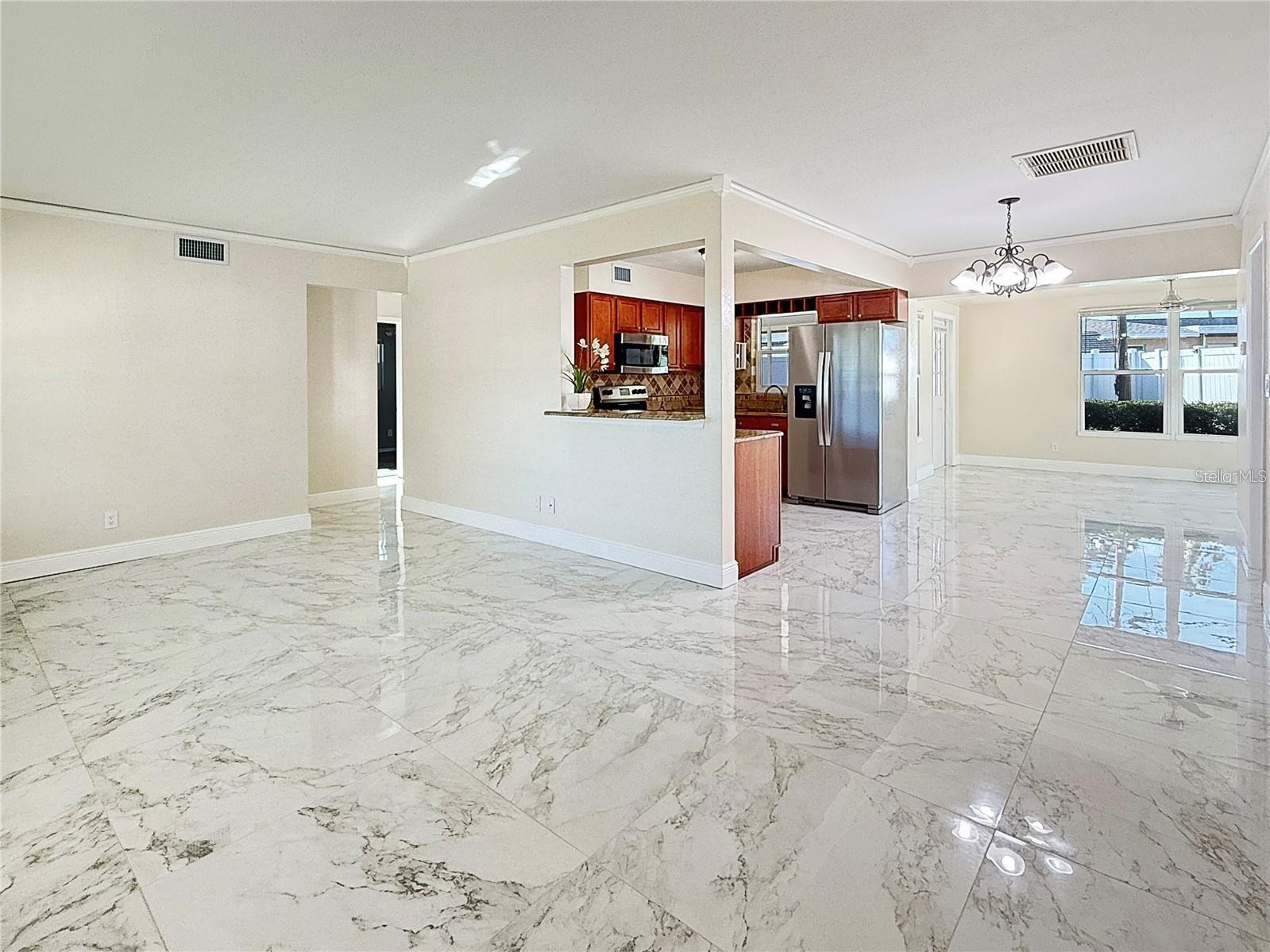 8802 109TH LN, SEMINOLE, FL, 33772