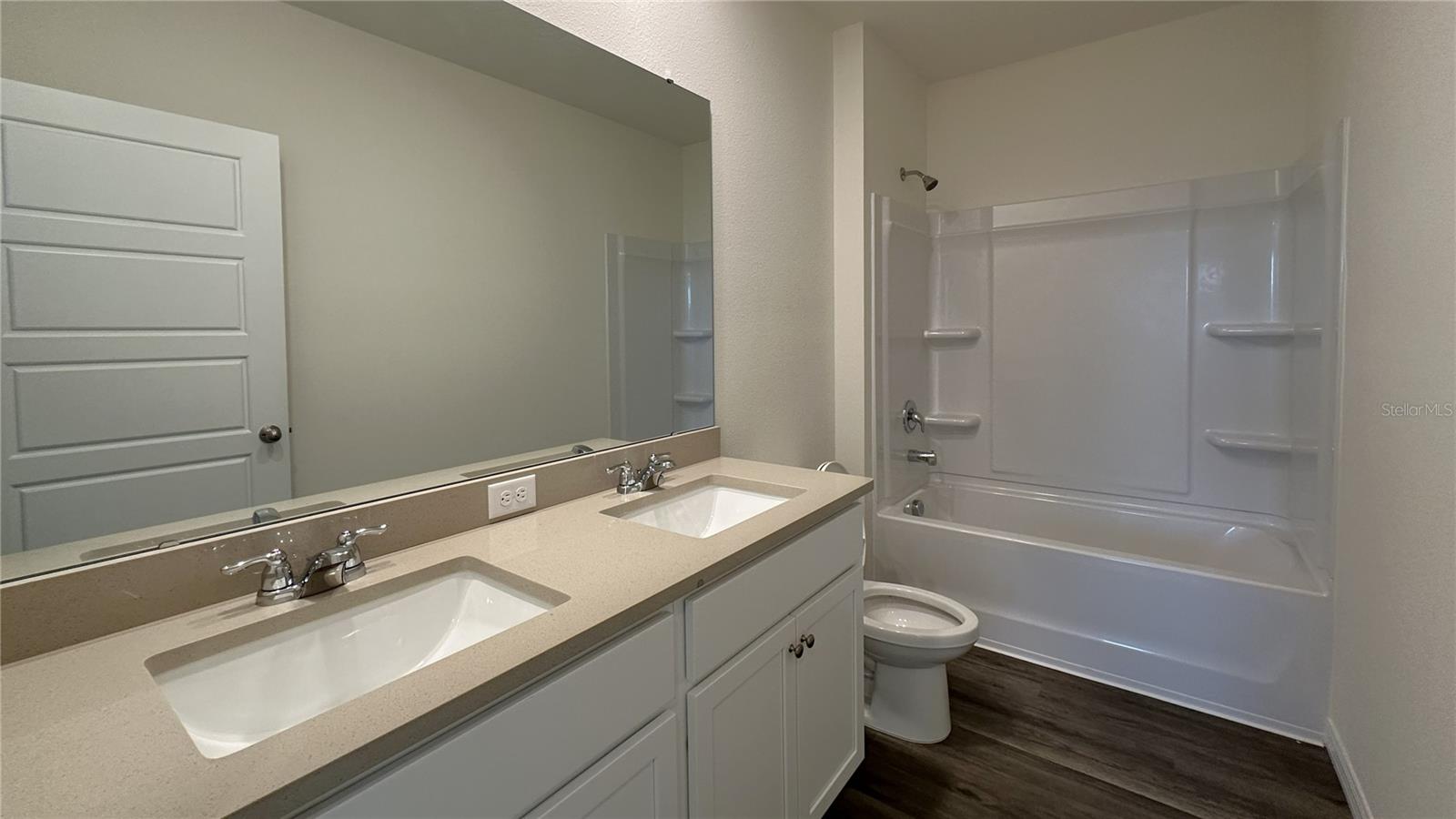 2505 RIBBON FALL AVE, DAVENPORT, FL, 33837