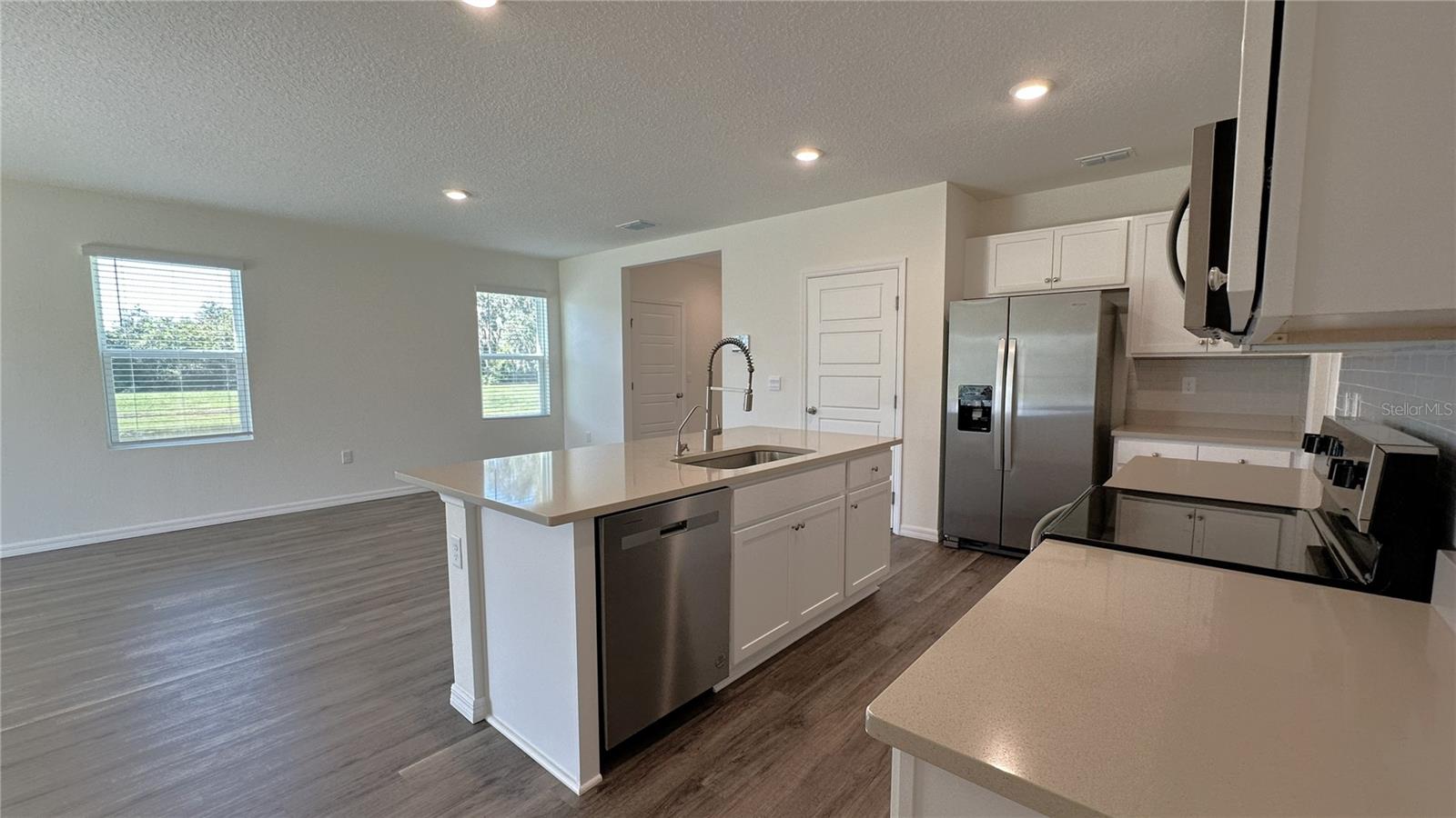 2505 RIBBON FALL AVE, DAVENPORT, FL, 33837