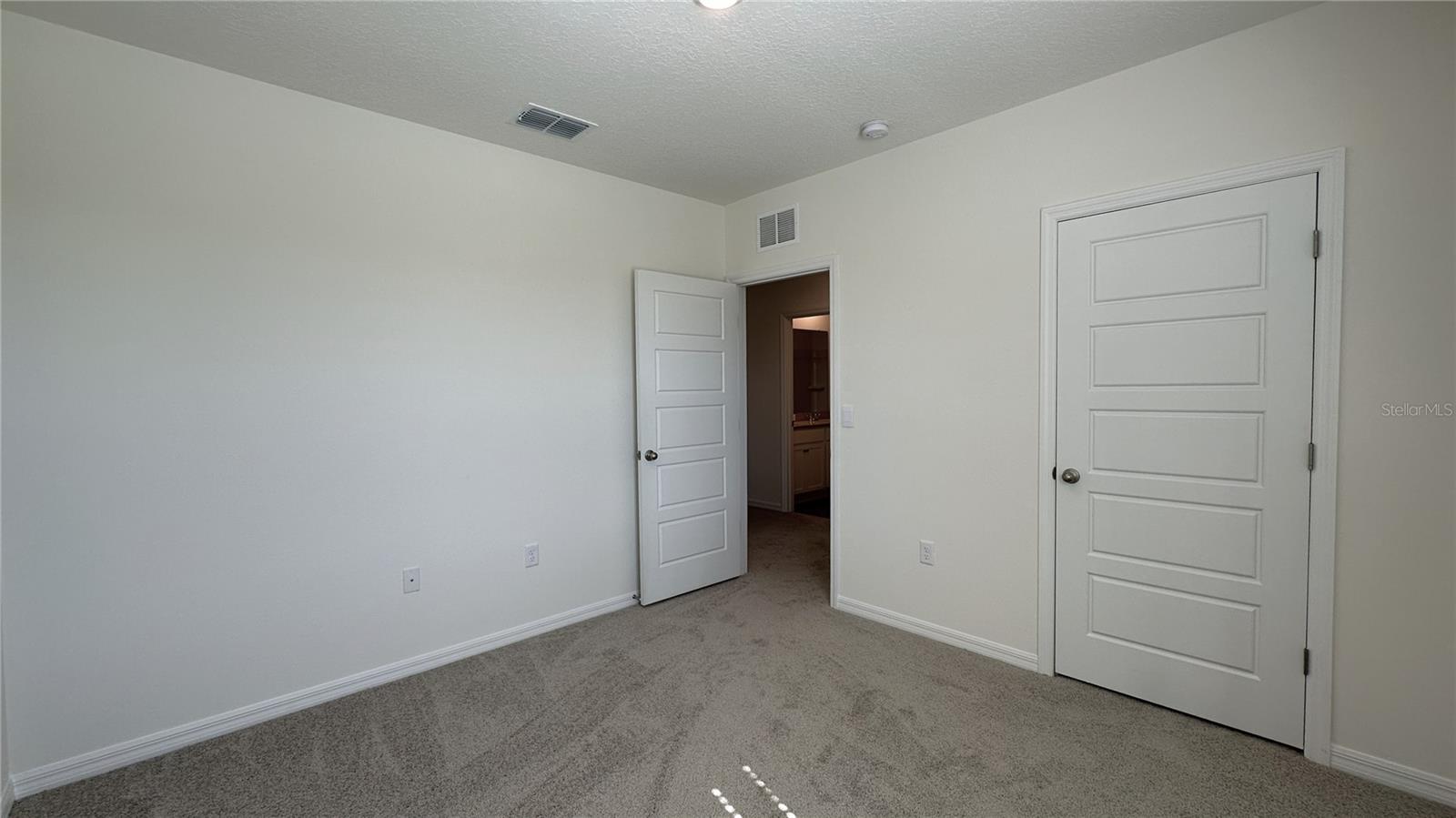 2505 RIBBON FALL AVE, DAVENPORT, FL, 33837