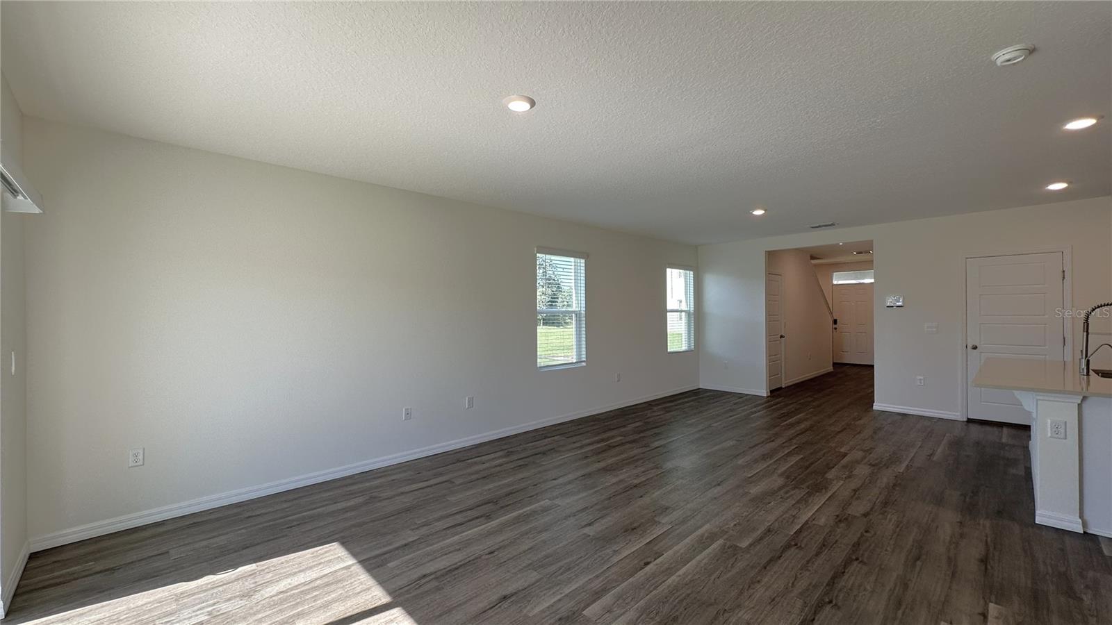 2505 RIBBON FALL AVE, DAVENPORT, FL, 33837