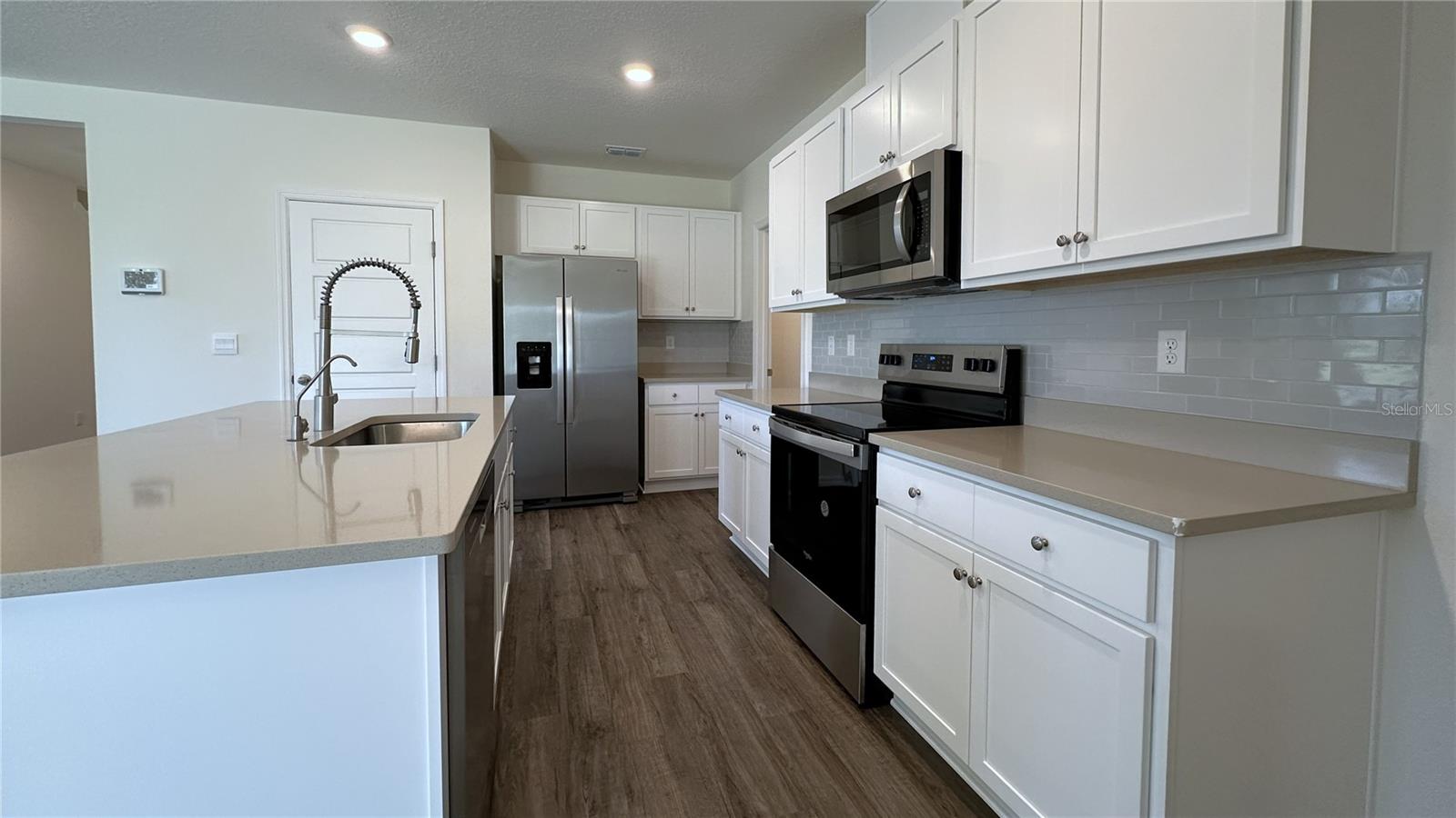 2505 RIBBON FALL AVE, DAVENPORT, FL, 33837