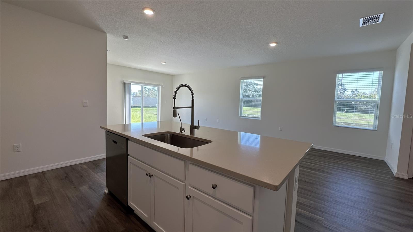 2505 RIBBON FALL AVE, DAVENPORT, FL, 33837