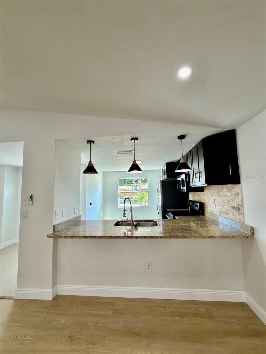 12336 CLOVERSTONE DR, TAMPA, FL, 33624