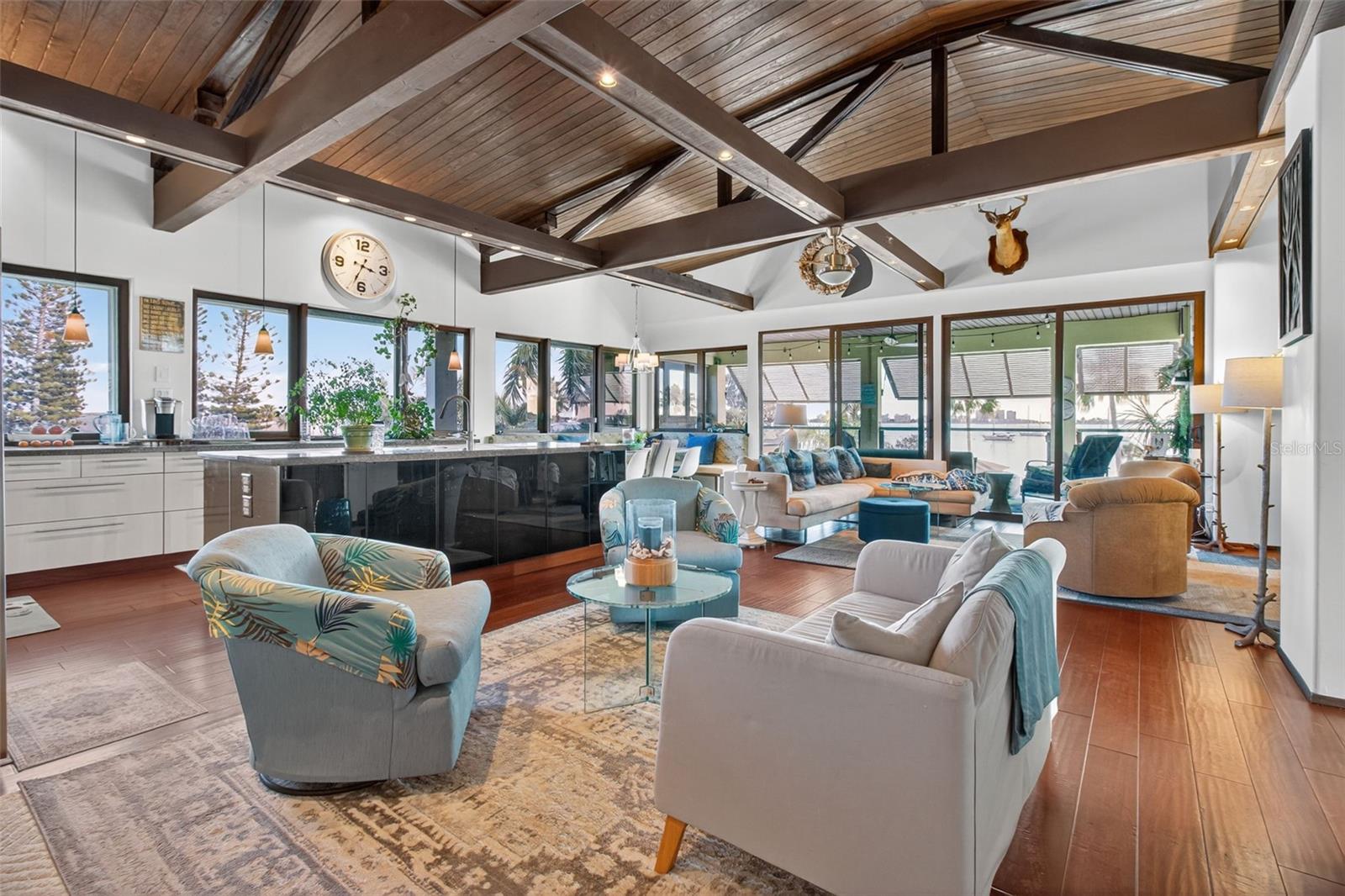 5659 SHORE BLVD S, GULFPORT, FL, 33707