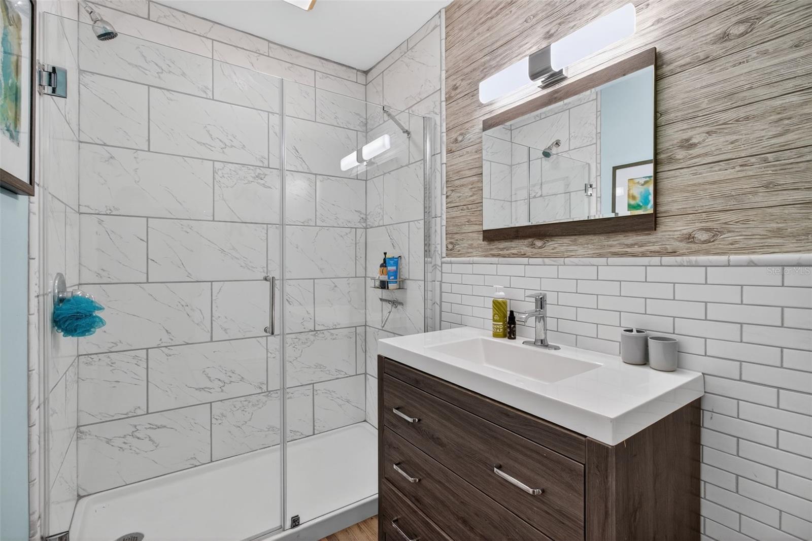 5659 SHORE BLVD S, GULFPORT, FL, 33707