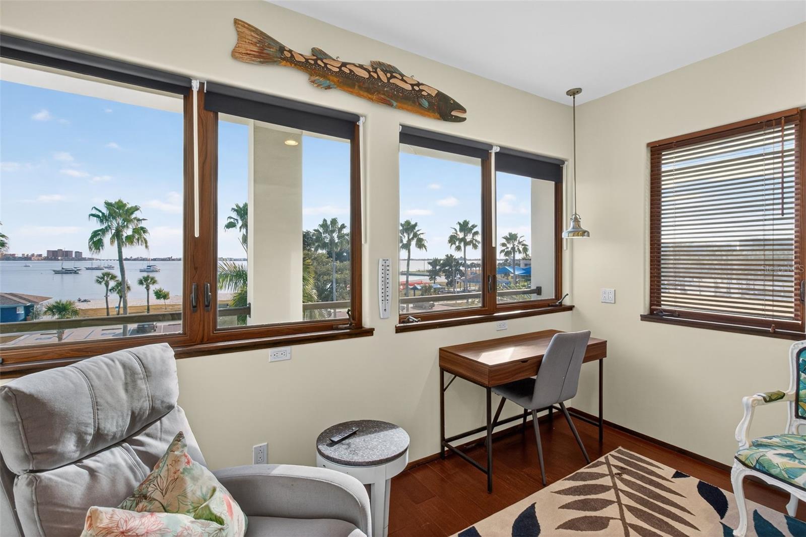 5659 SHORE BLVD S, GULFPORT, FL, 33707