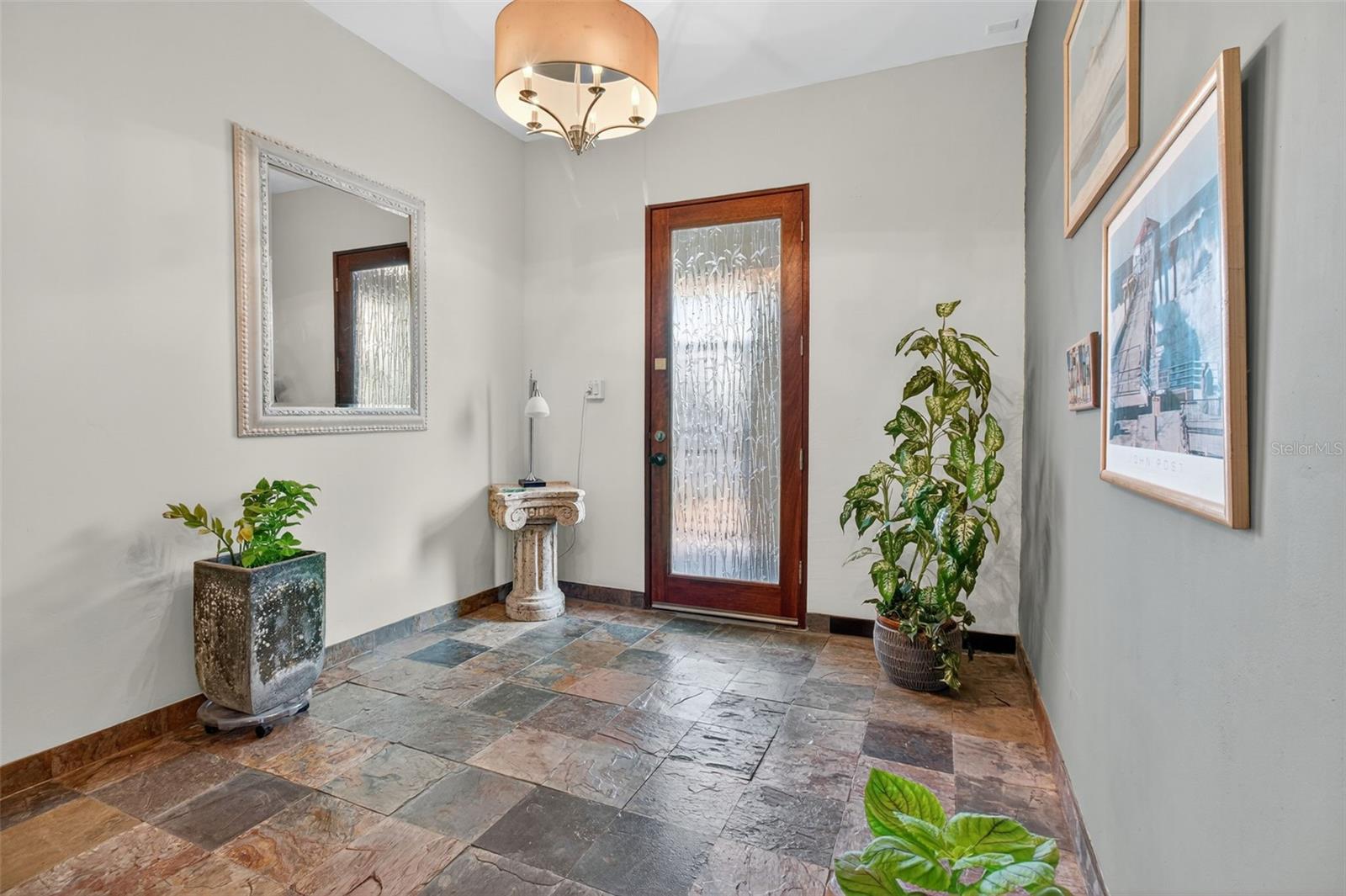 5659 SHORE BLVD S, GULFPORT, FL, 33707