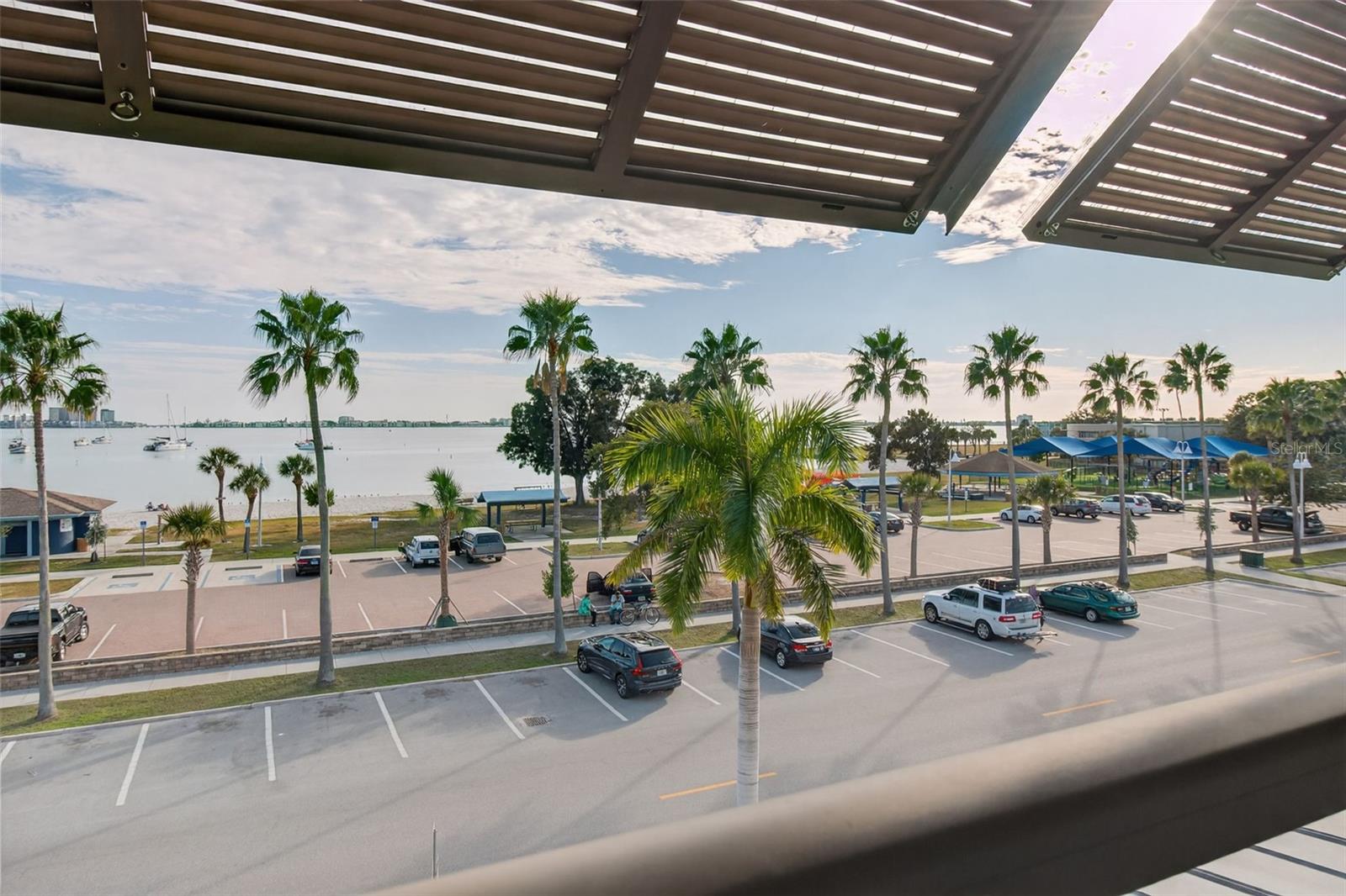 5659 SHORE BLVD S, GULFPORT, FL, 33707